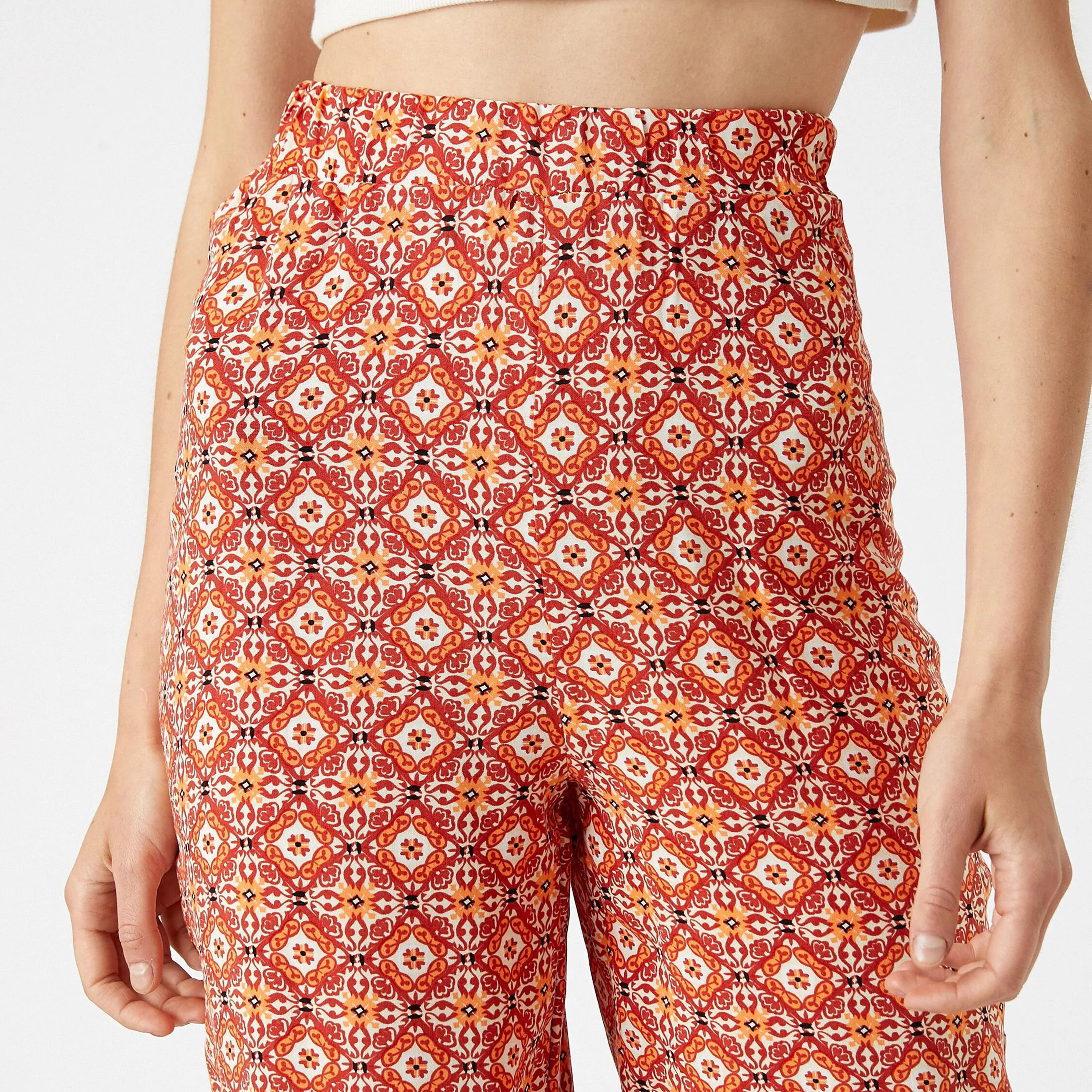 بنطال تنورة (كولوت) بقصة واسعة وخصر عالٍ مطاطي وقصة عادية للنساء من كوتون-women-clothing-trousers-image-5