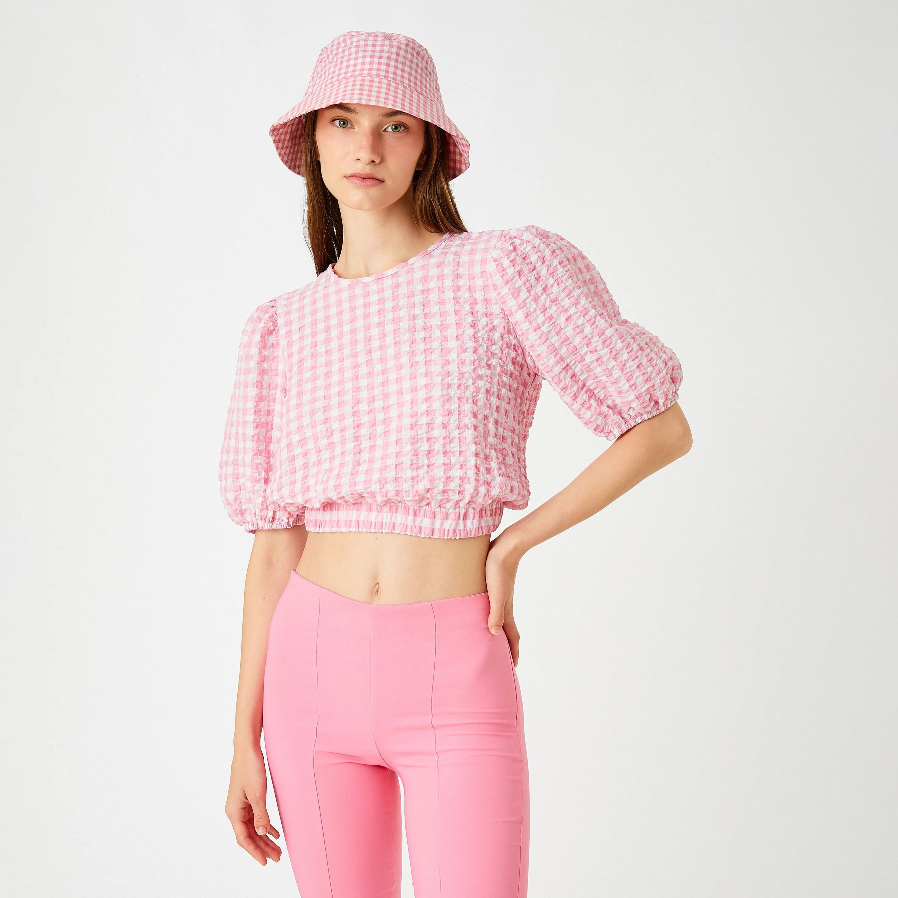 KOTON Pink Checked Poplin Puff Sleeves Women's Cropped Top-women-clothing-shirtsandblouses-blouses-image-1
