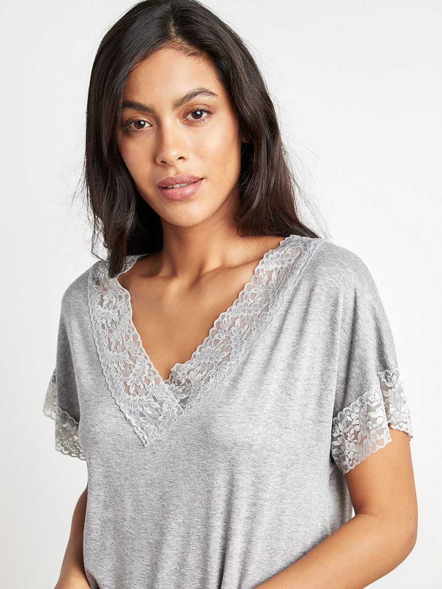 طقم بيجاما تيشرت دانتيل وبنطال من ستايلي-women-clothing-nightwear-pyjamas-bottoms-image-4