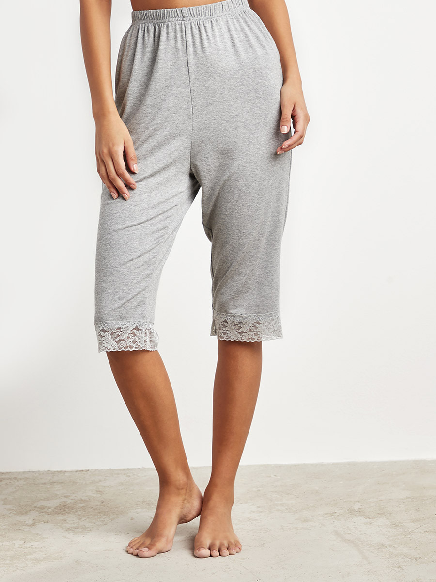 طقم بيجاما تيشرت دانتيل وبنطال من ستايلي-women-clothing-nightwear-pyjamas-bottoms-image-6