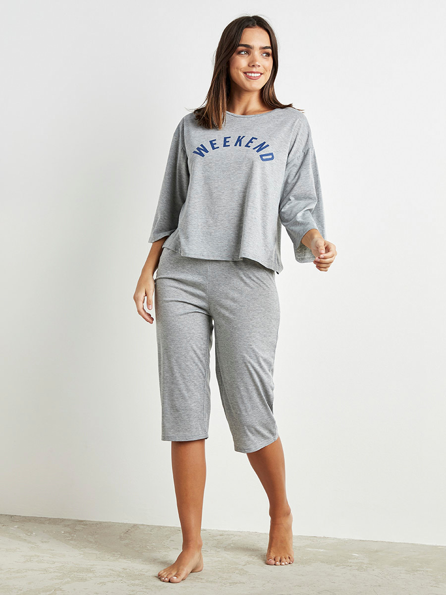 Styli Printed T-shirt and 3/4 Plain Pyjama Set-women-clothing-nightwear-pyjamas-bottoms-image-1
