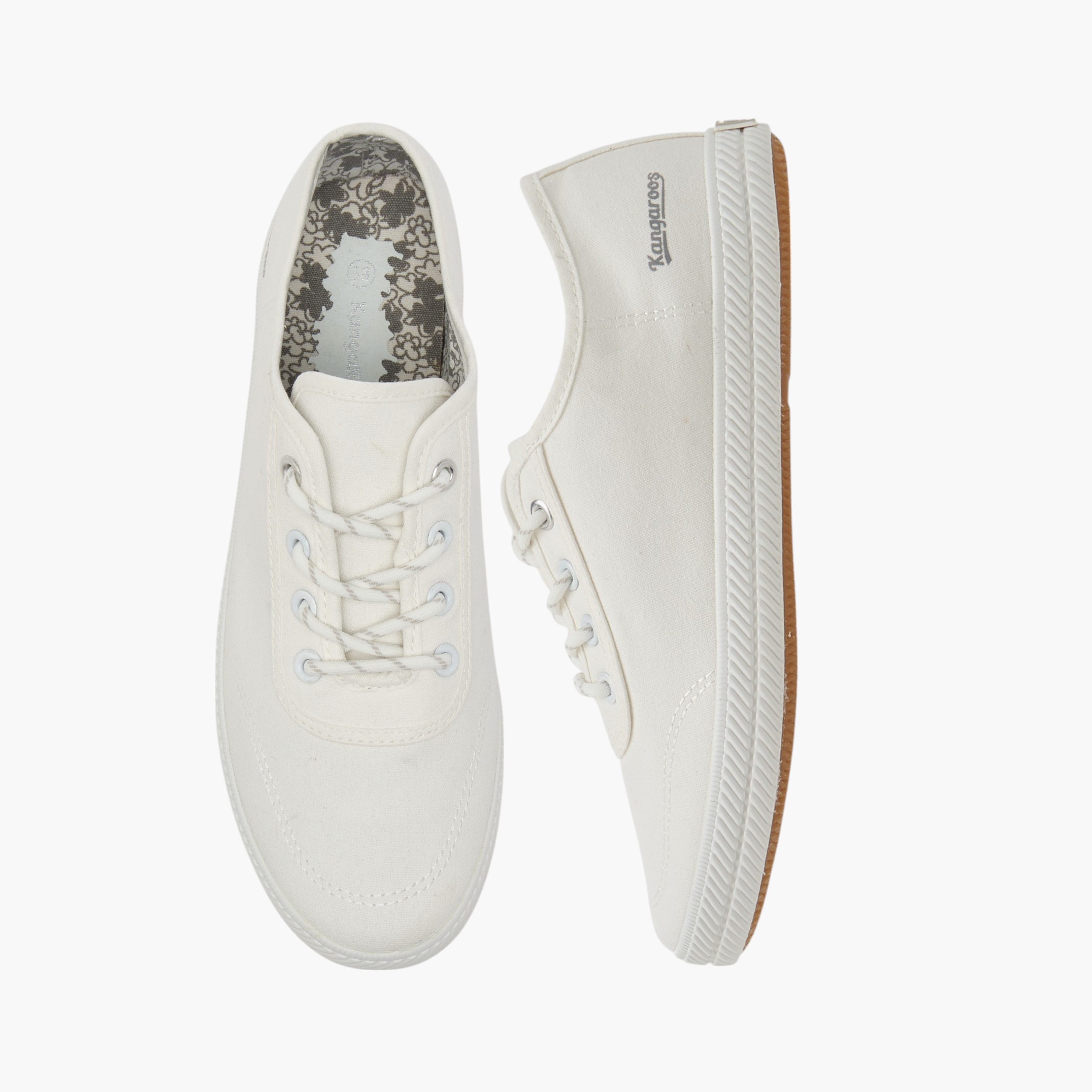 حذاء سنيكرز برباط إغلاق وتفاصيل شعار للنساء من كانجاروس-women-shoes-sneakers-image-1