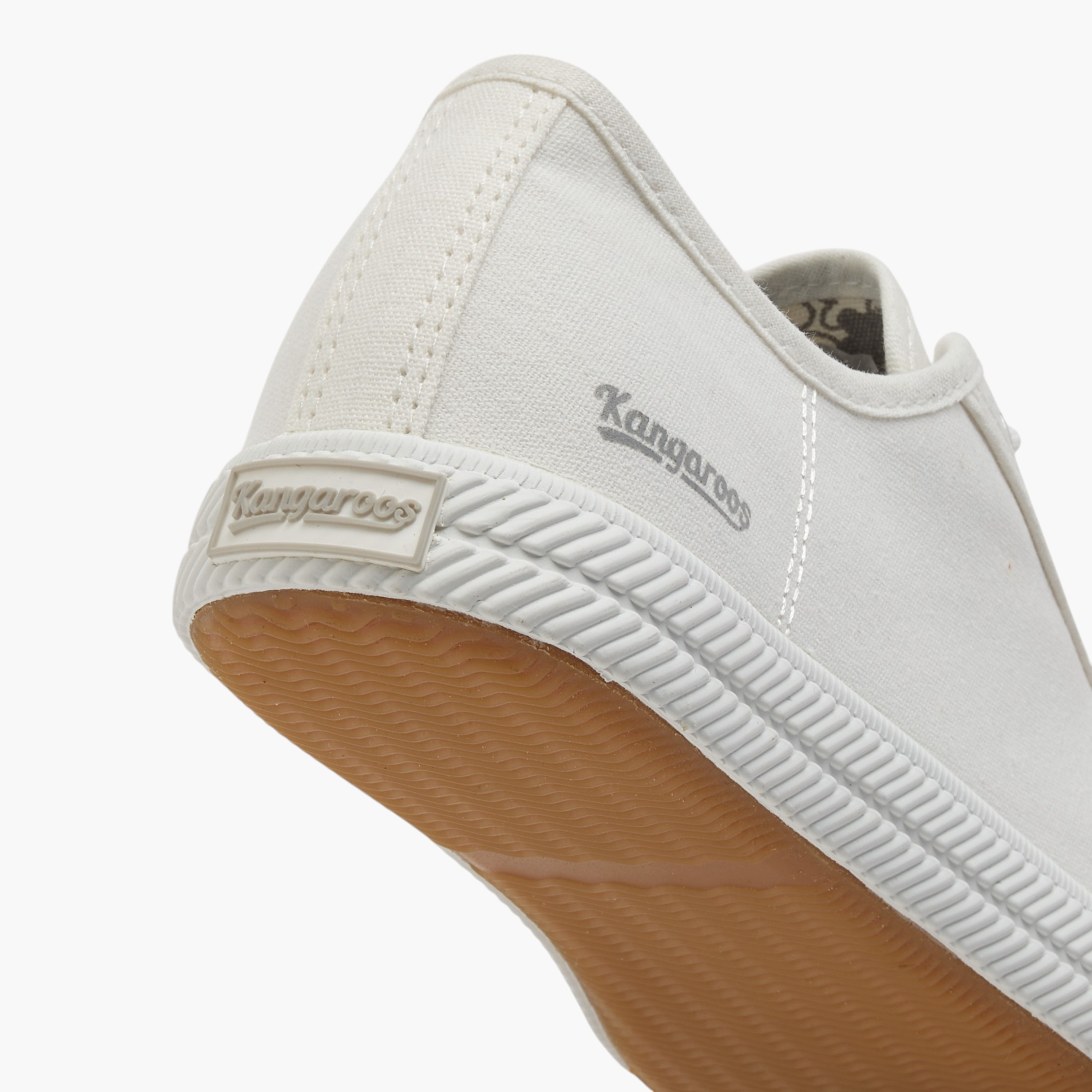 حذاء سنيكرز برباط إغلاق وتفاصيل شعار للنساء من كانجاروس-women-shoes-sneakers-image-5