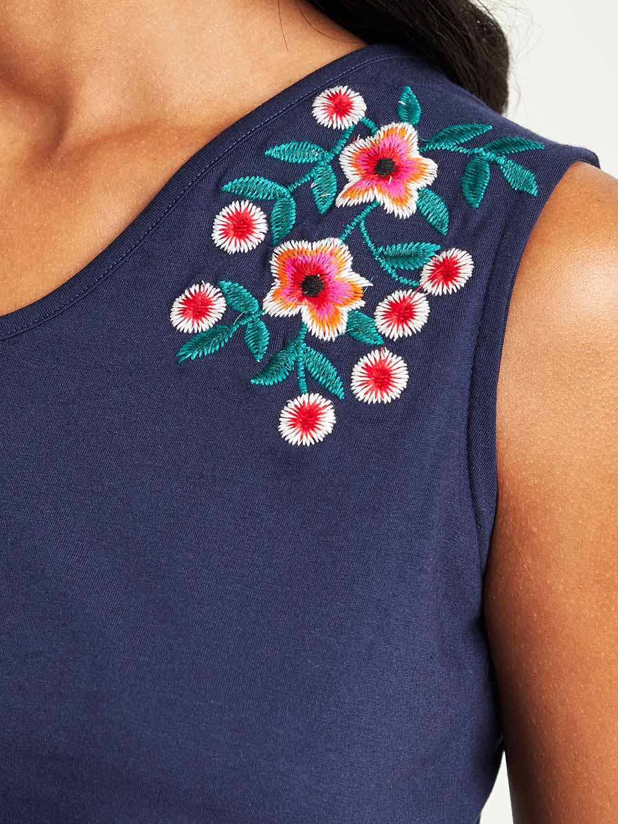 Styli Embroidered Trim Crop Top and Wide Leg Pyjama Set-women-clothing-nightwear-pyjamas-bottoms-image-5