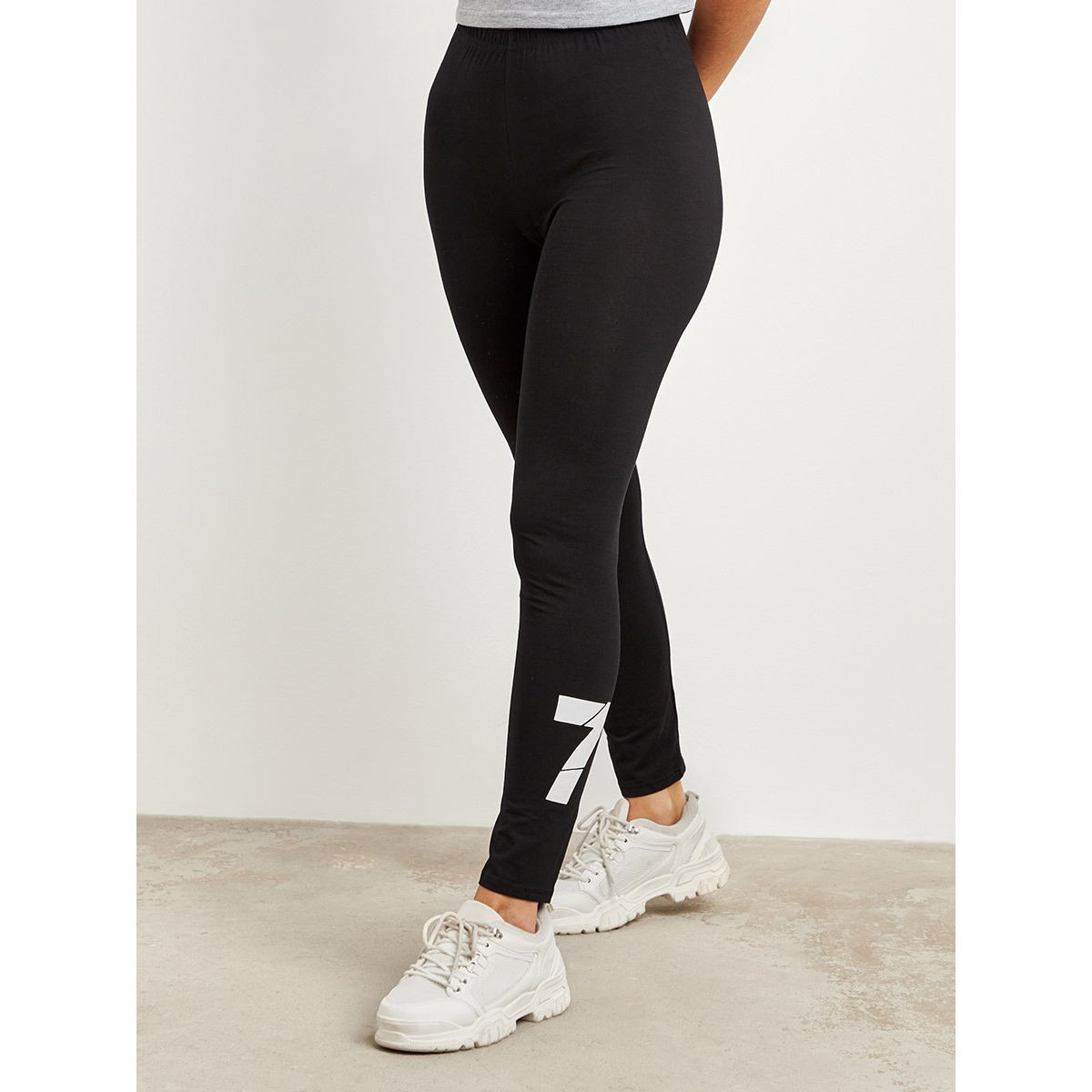ليقنز بطبعة وخصر مطاطي من ستايلي-women-clothing-leggings-image-1