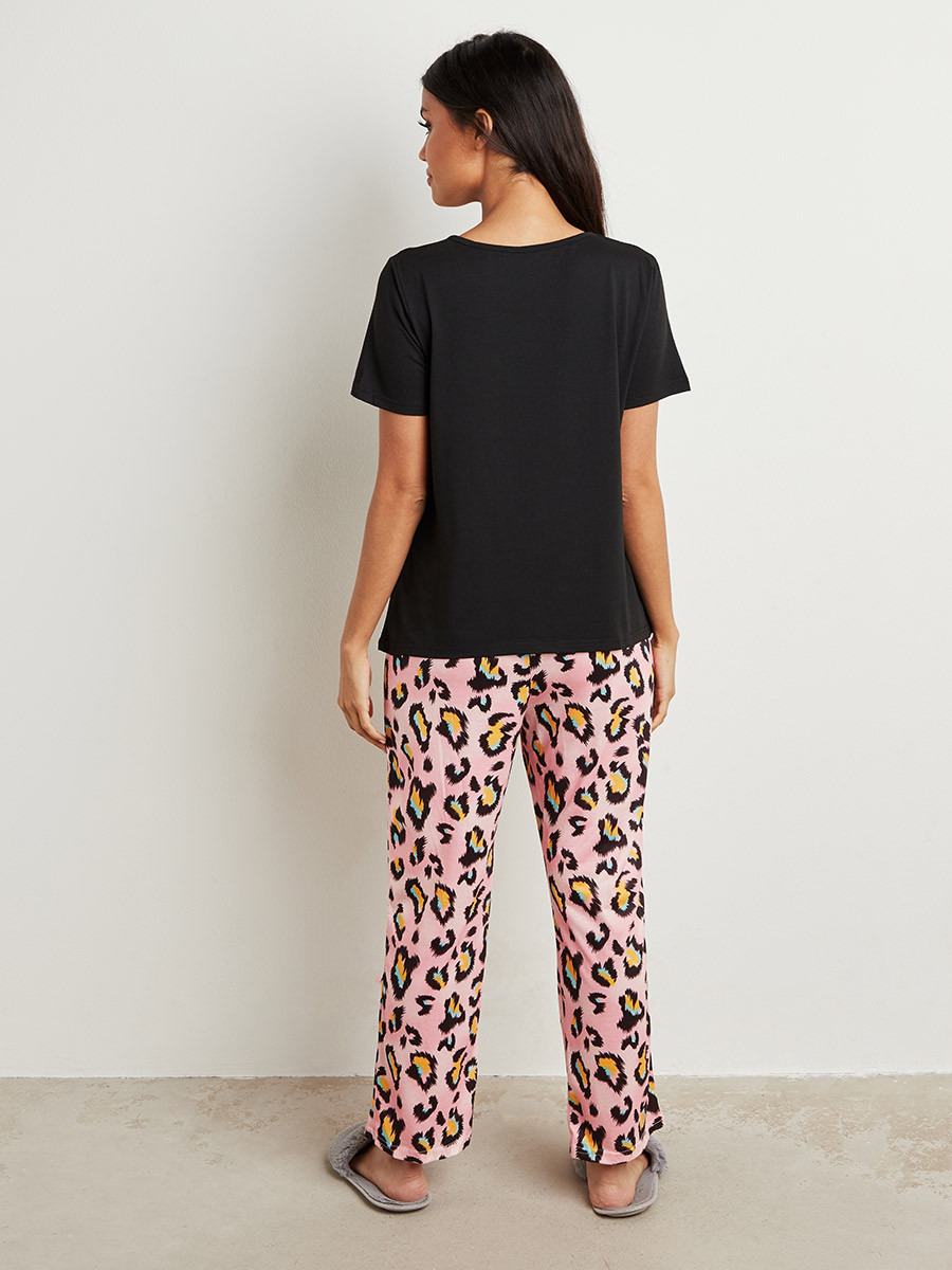 طقم بيجاما بنطلون مطبوع وتيشيرت من ستايلي-women-clothing-nightwear-pyjamas-longsets-image-6