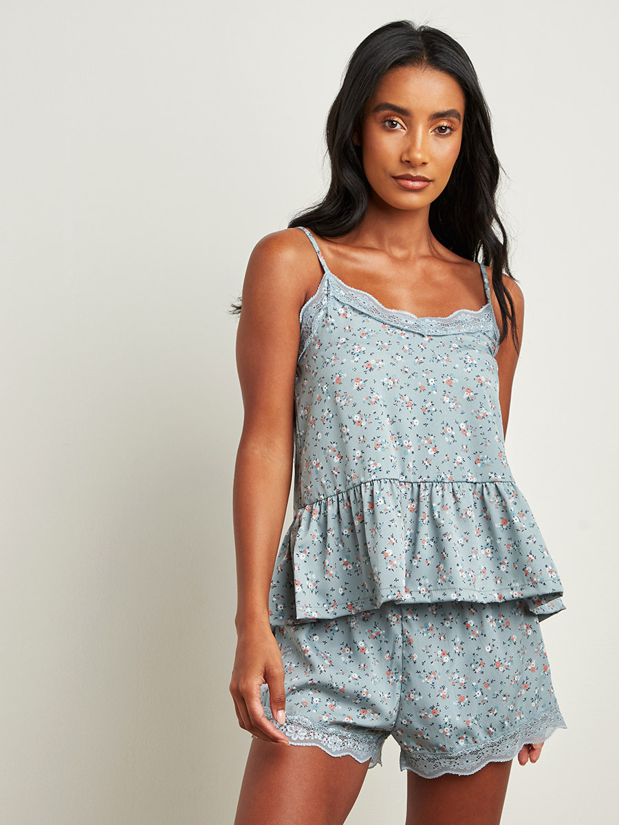 طقم شورت وبلوزة بحمالات رفيعة مطبوعة من ستايلي-women-clothing-nightwear-pyjamas-longsets-image-1