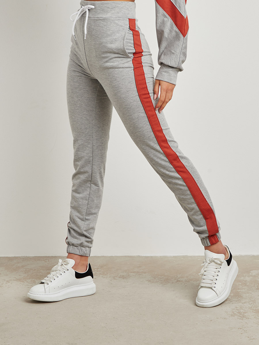 Styli Toggle Detail Striped Pullover and Jogger Lounge Set-women-clothing-nightwear-pyjamas-bottoms-image-5