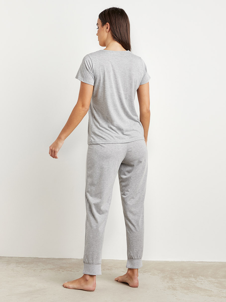 طقم بيجاما بنطلون وتيشيرت بطبعة-women-clothing-nightwear-pyjamas-bottoms-image-3