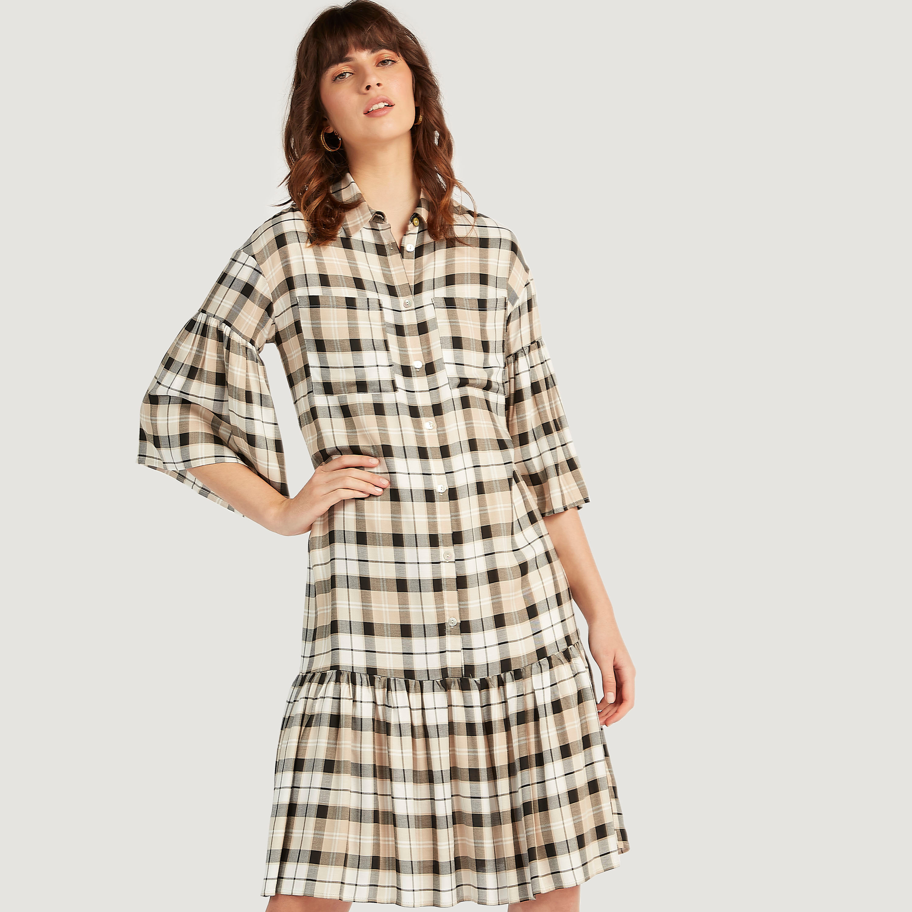 Buy Women s Lee Cooper Checked Midi Shirt Dress with Drop Waist Online Centrepoint Qatar