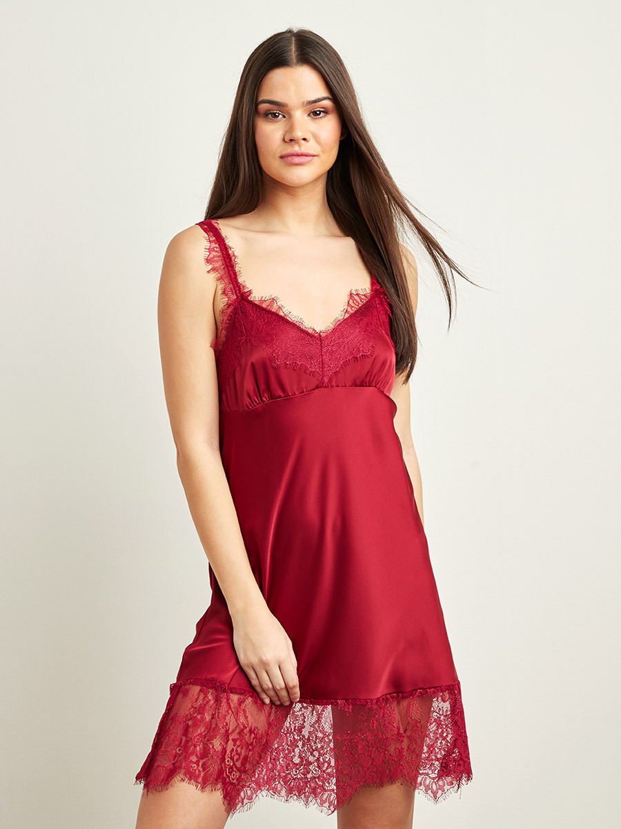 قميص نوم سادة بتفاصيل دانتيل من ستايلي-women-clothing-nightwear-nighties-image-1