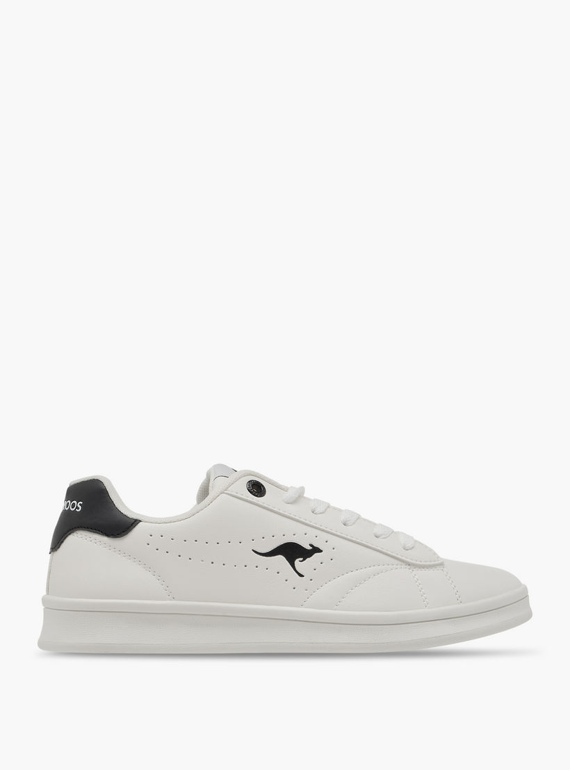 حذاء سنيكرز برباط إغلاق وتفاصيل الشعار للنساء من كانجاروس-women-shoes-sneakers-image-3