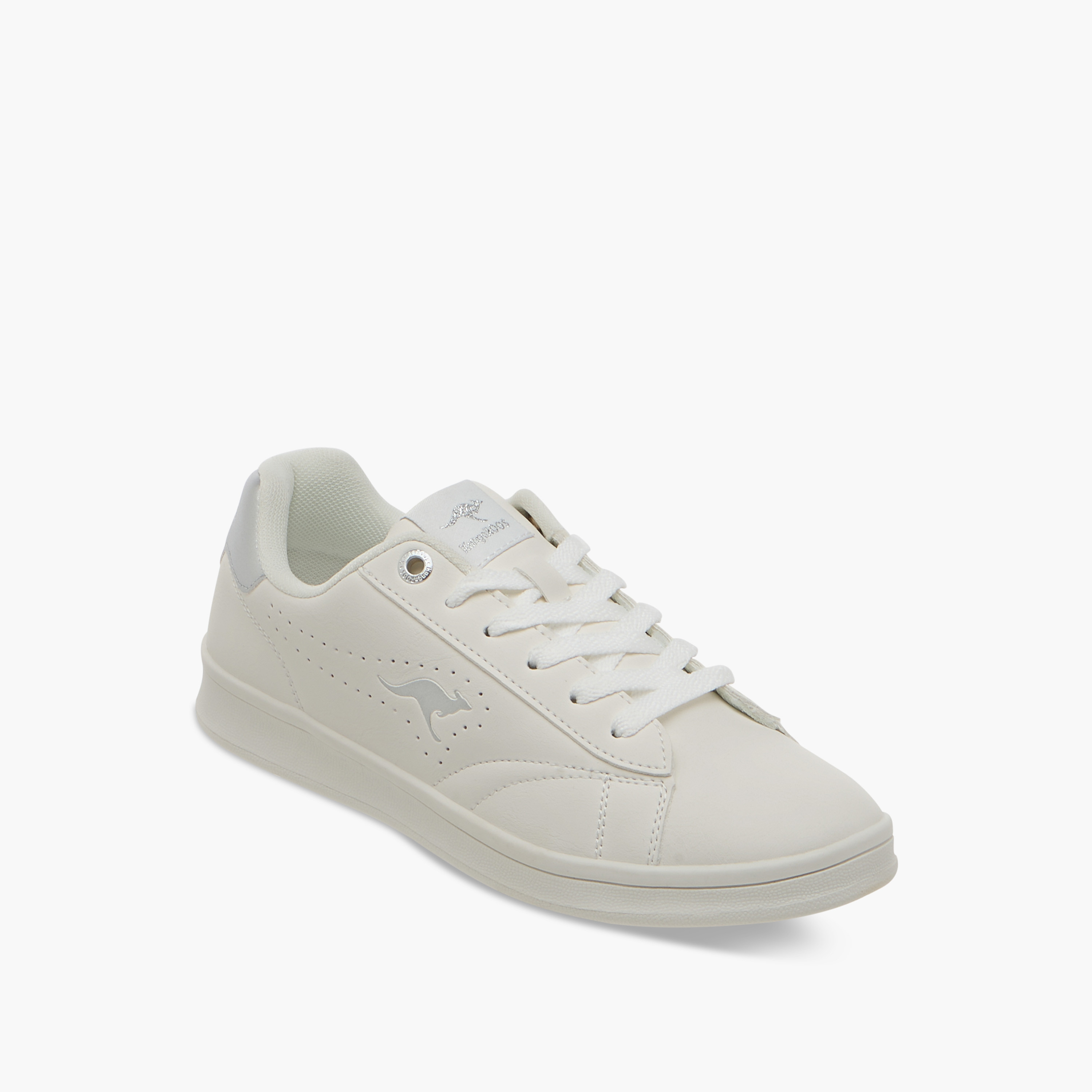 حذاء سنيكرز برباط إغلاق وتفاصيل الشعار للنساء من كانجاروس-women-shoes-sneakers-image-2