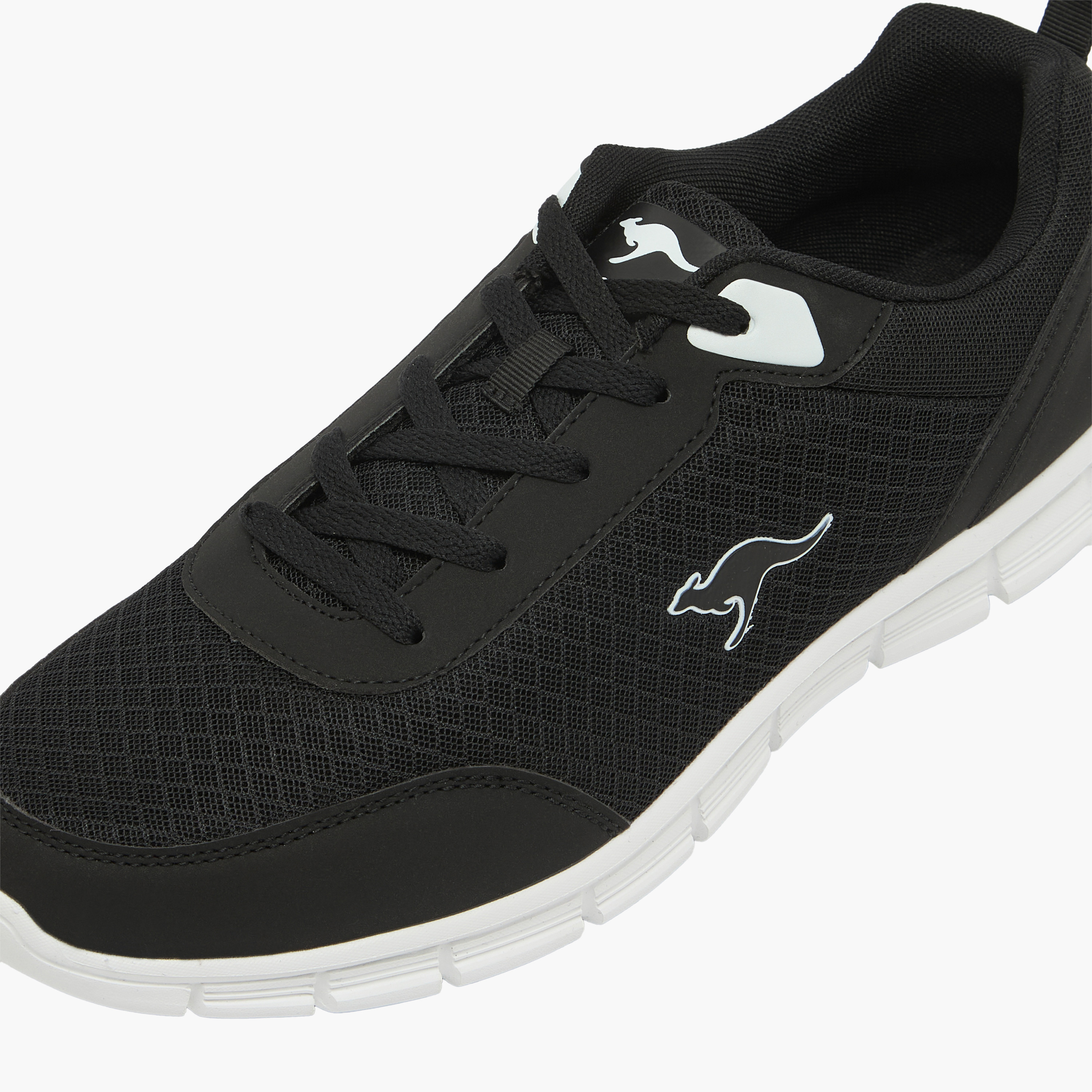 حذاء رياضي برباط إغلاق للرجال من كانجاروز-sports-men-shoes-image-4