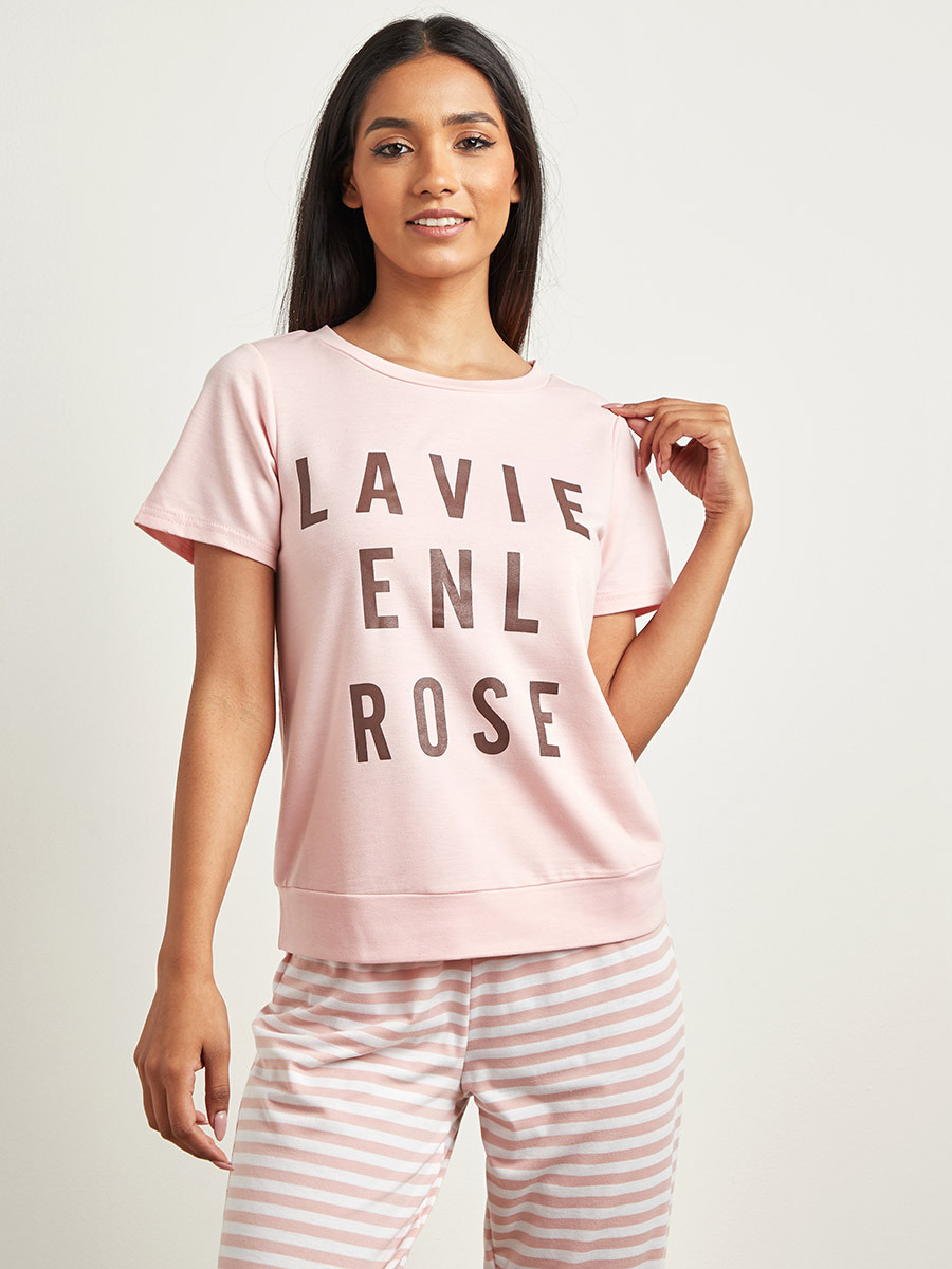 طقم بيجاما من تيشيرت سادة وبنطلون مخطط من ستايلي-women-clothing-nightwear-pyjamas-longsets-image-3