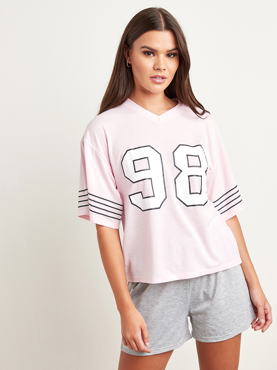 مجموعة من تيشيرت مطبوع بقصة ضيقة وشورت من ستايلي-women-clothing-nightwear-pyjamas-longsets-image-5