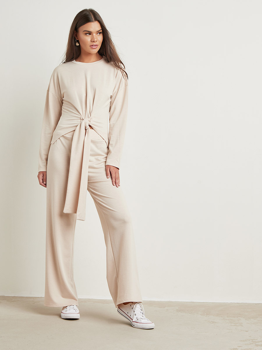 Styli Solid Front Tie Up Top and Pants Lounge Set-women-clothing-nightwear-pyjamas-bottoms-image-1
