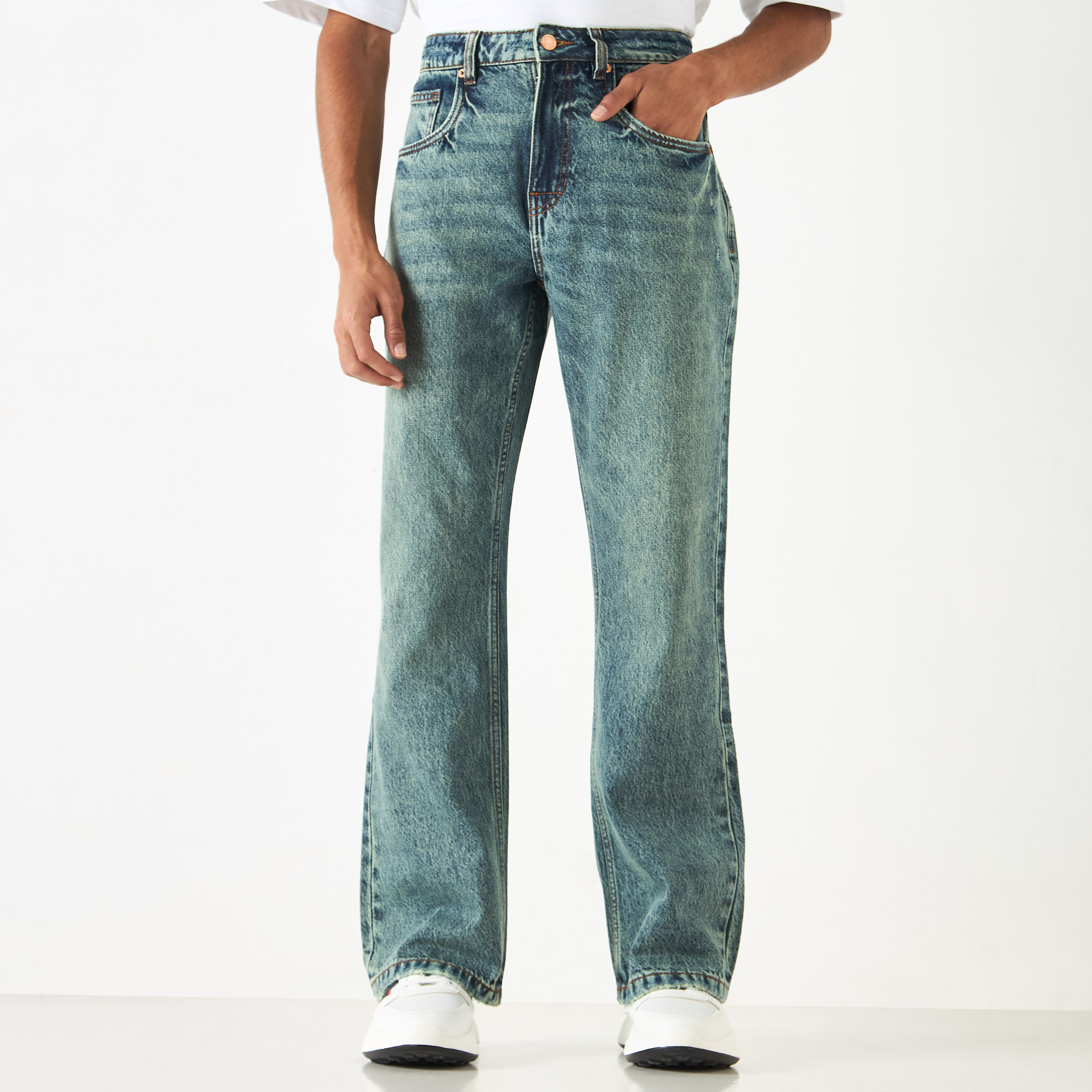 Buy Men s Lee Cooper Bootcut Jeans with Pockets Online Centrepoint UAE