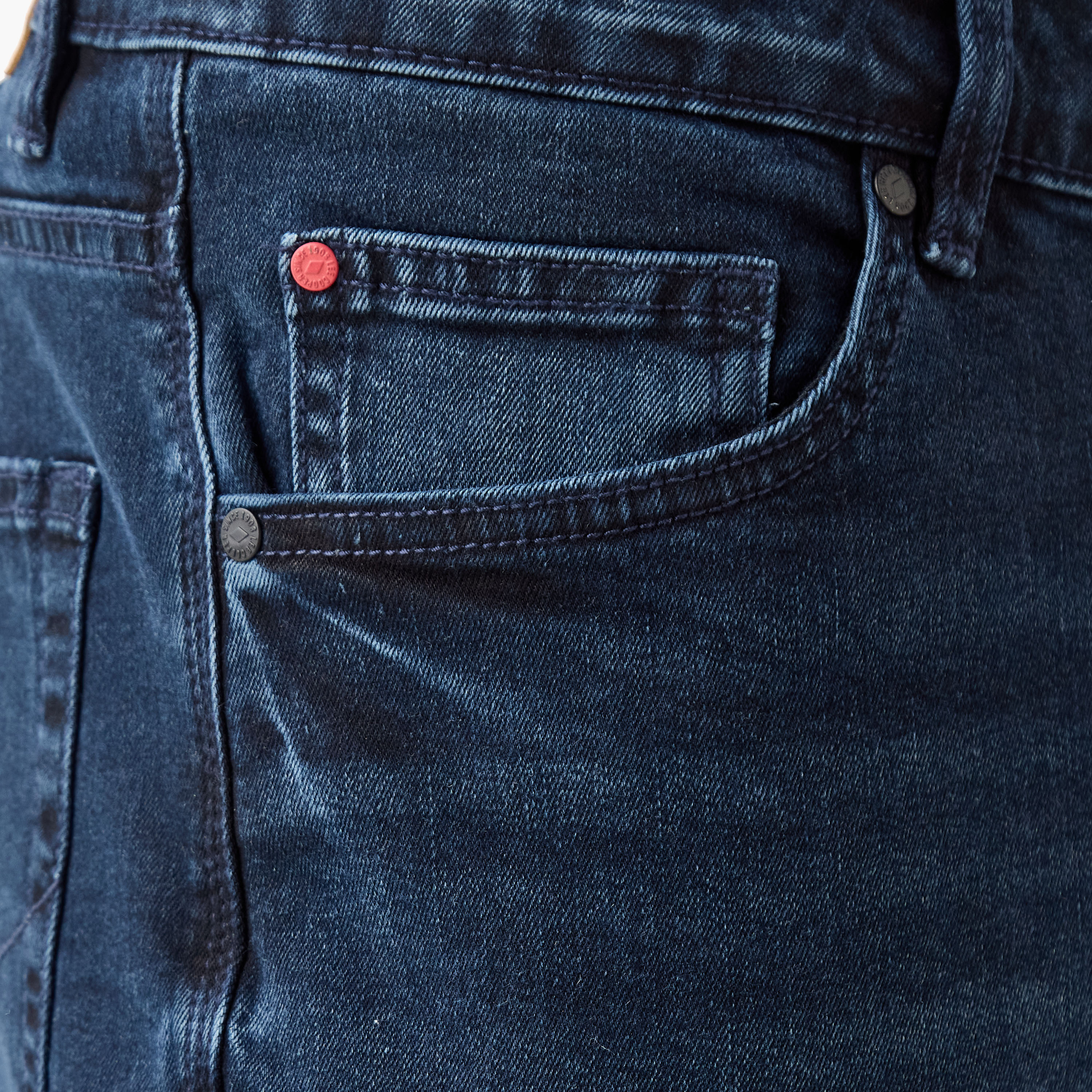بنطلون جينز ضيق بزر إغلاق وجيوب من لي كوبر-men-clothing-jeans-image-5