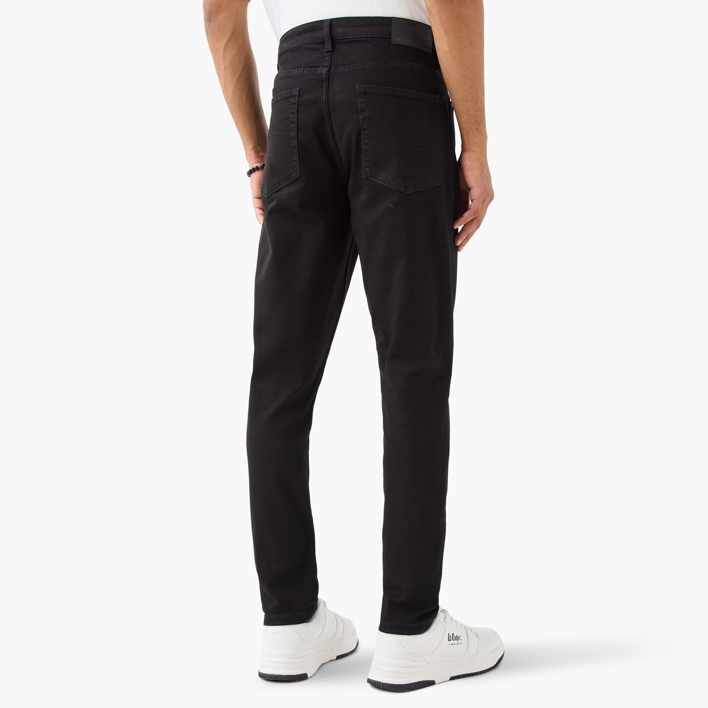 بنطلون جينز ضيق بزر إغلاق وجيوب من لي كوبر-men-clothing-jeans-image-3