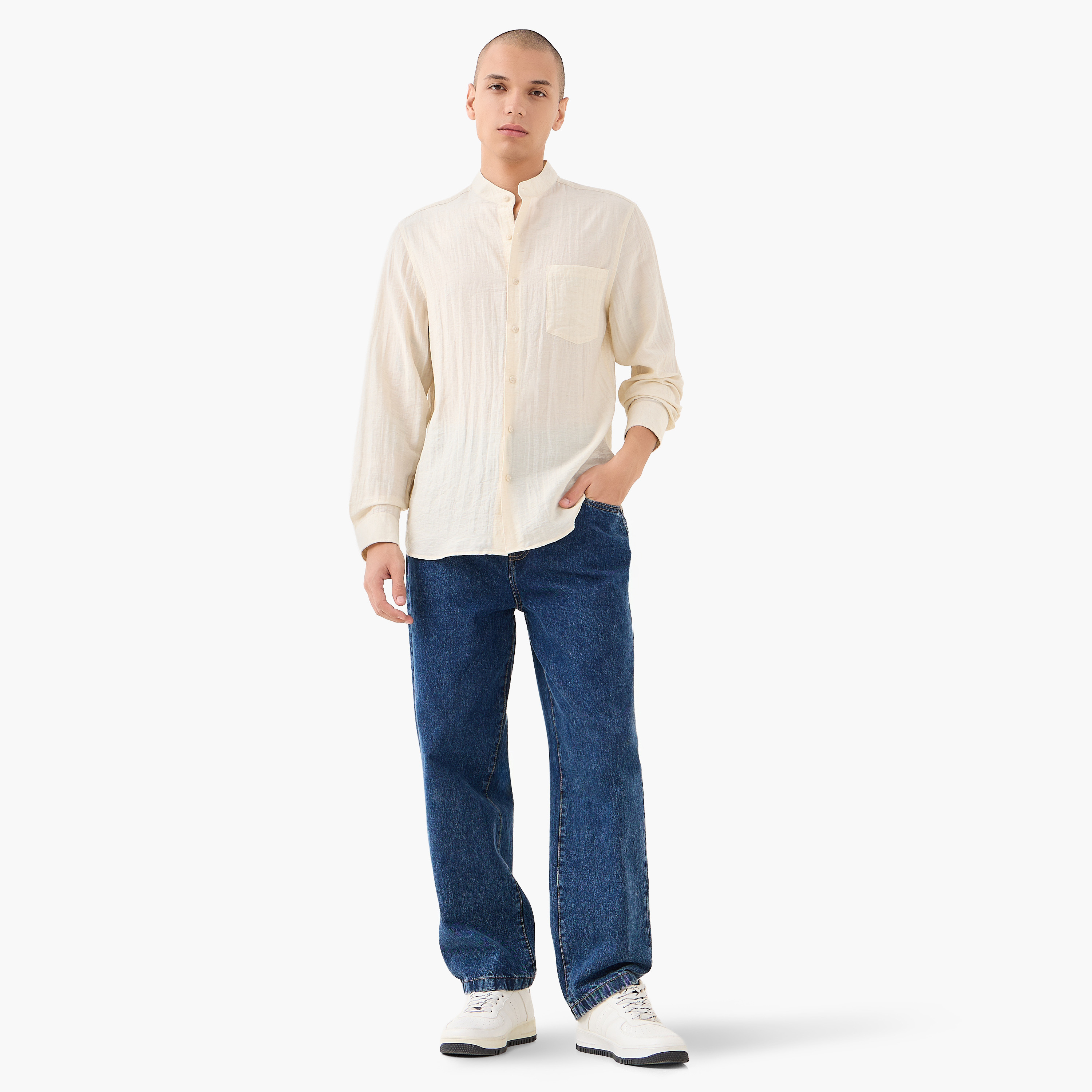 قميص بقصّة عادية وياقة ماندارين من لي كوبر-men-clothing-shirts-image-2