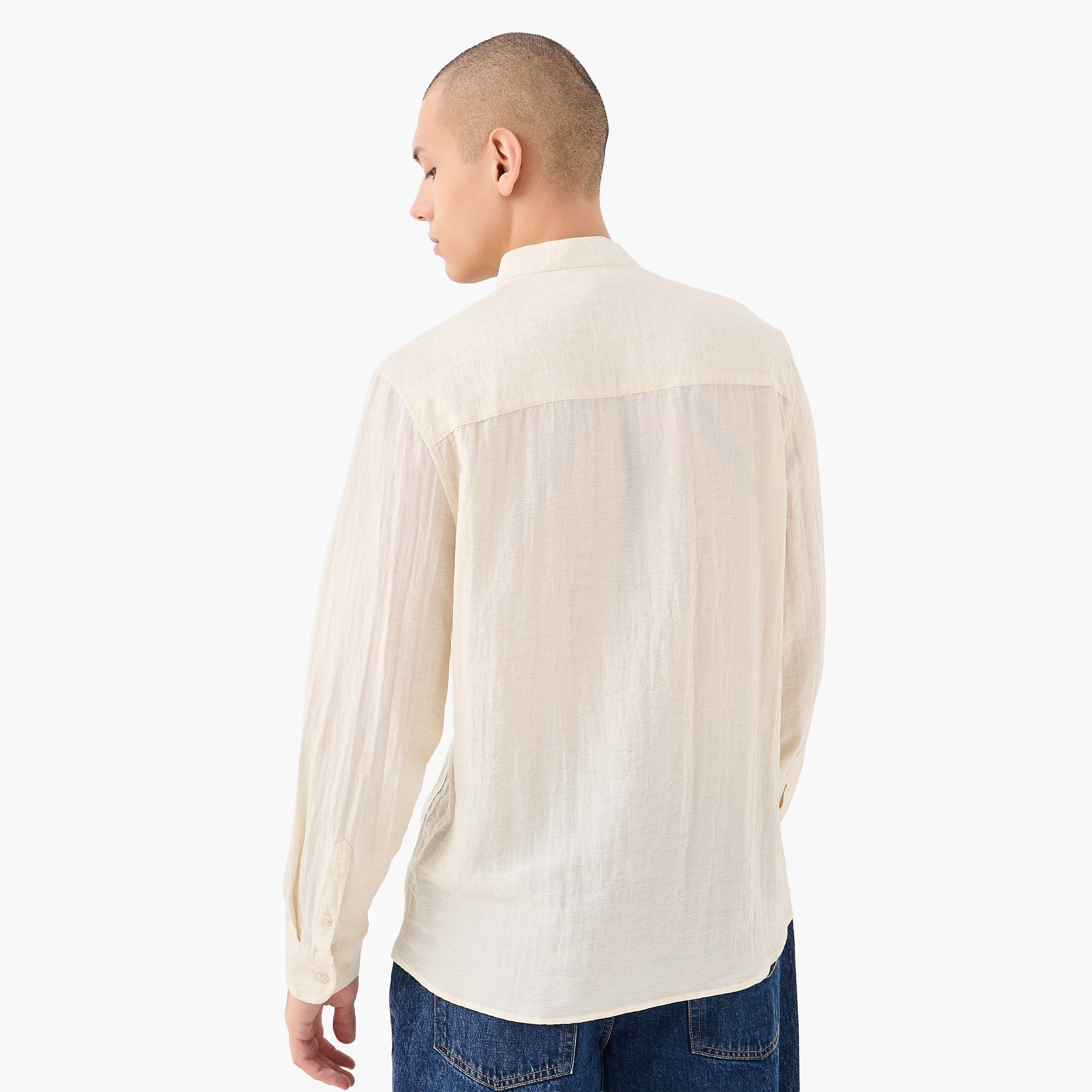 قميص بقصّة عادية وياقة ماندارين من لي كوبر-men-clothing-shirts-image-3