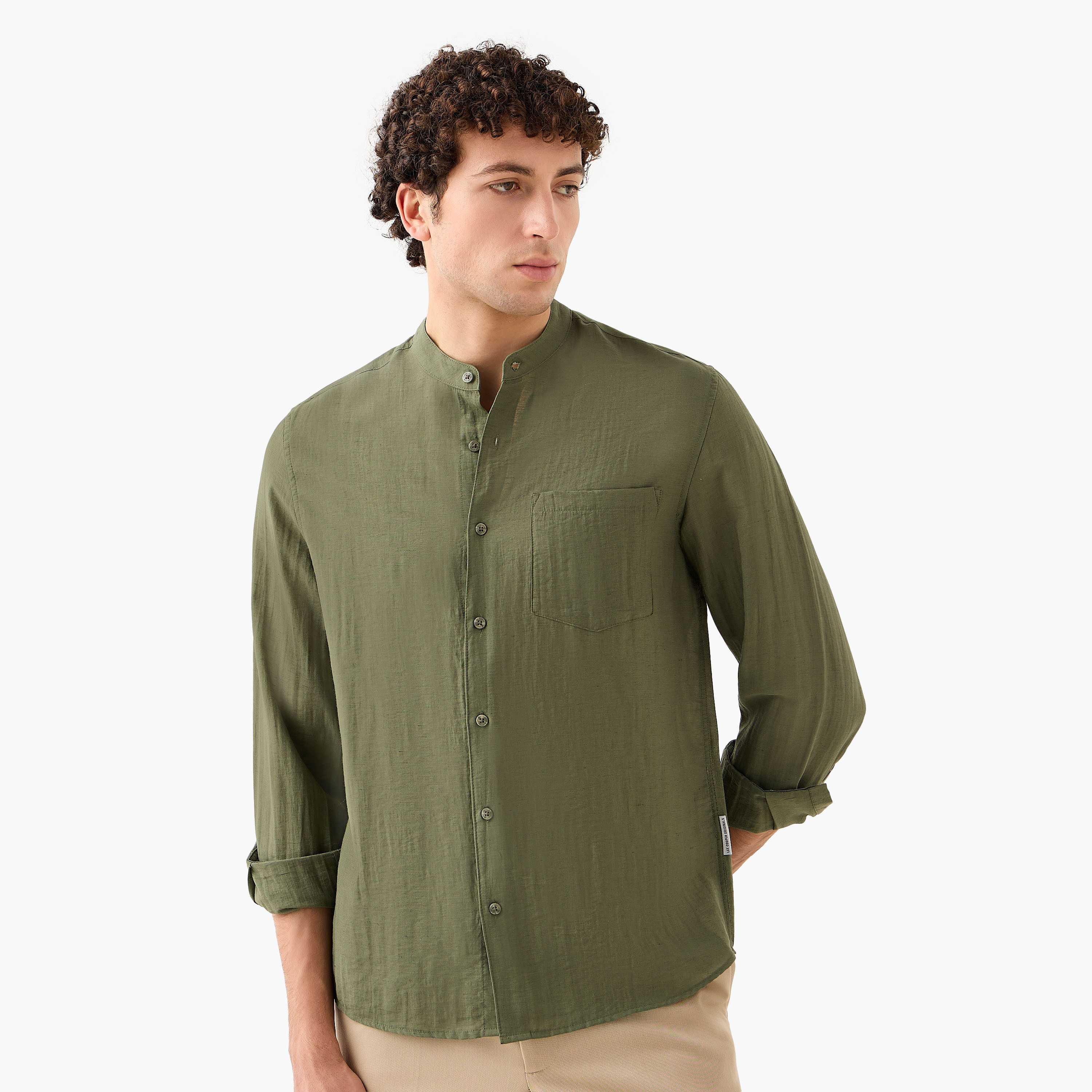 قميص بقصّة عادية وياقة ماندارين من لي كوبر-men-clothing-shirts-image-1