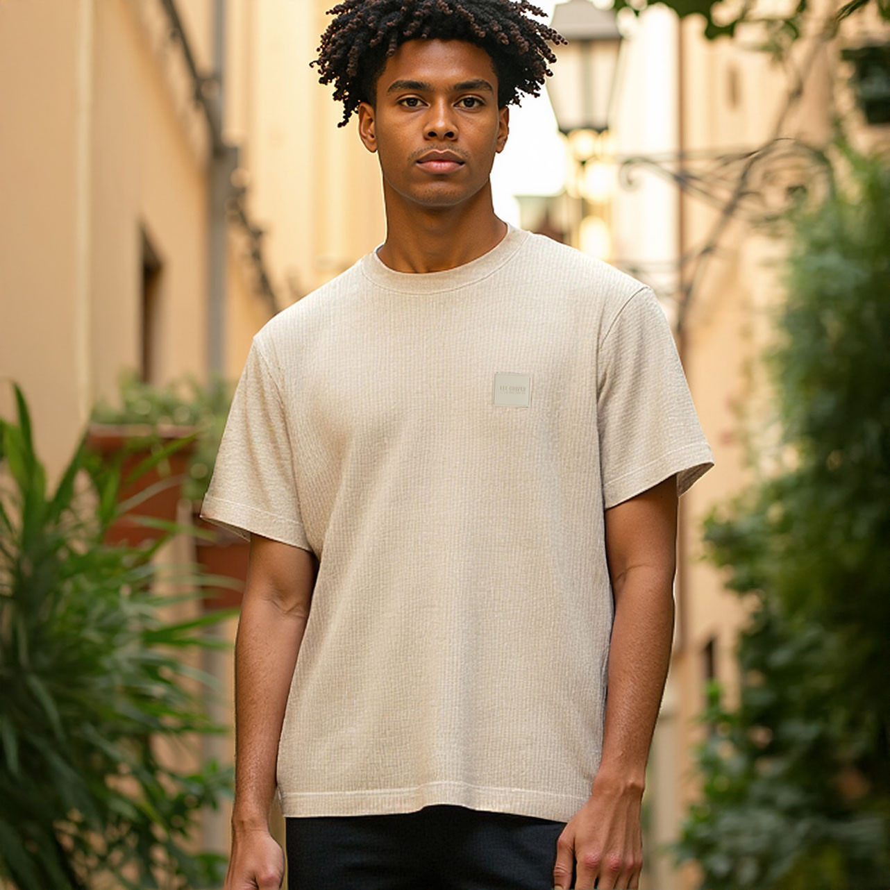 تيشيرت مضلع من لي كوبر-men-clothing-tshirtsandpolos-tshirts-image-1