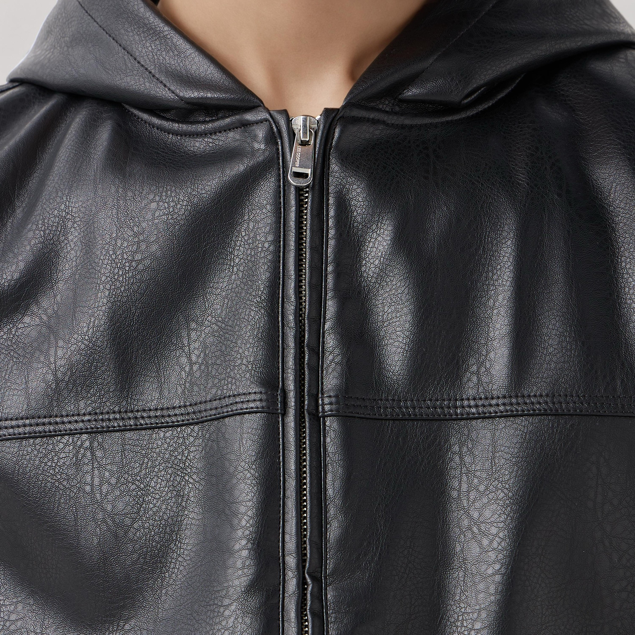 جاكيت بومبر بقصّة عادية وقبعة للرجال من لي كوبر-men-clothing-jacketsandblazers-jackets-image-15