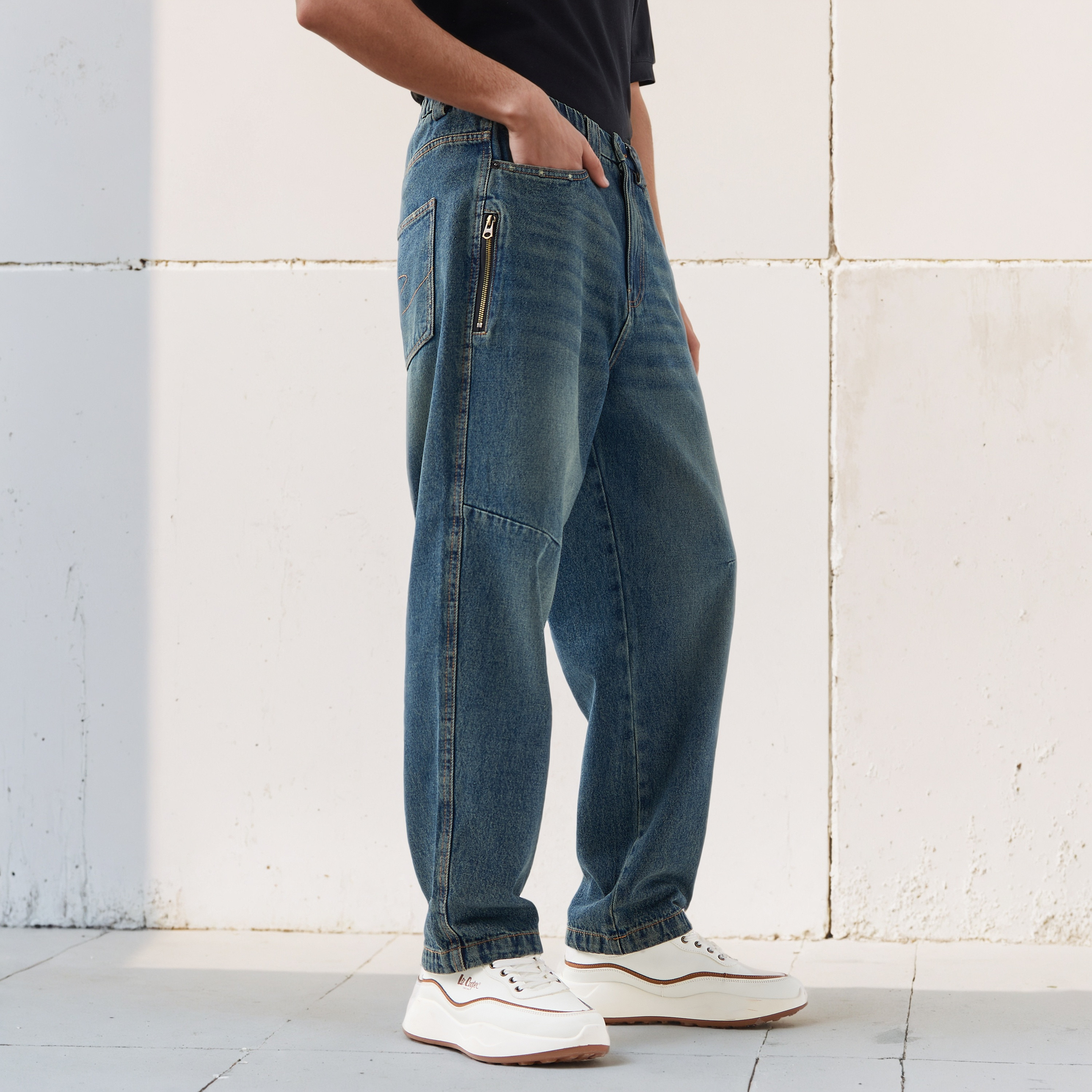 Lee Cooper Men Baggy Fit Mid-Rise Zip Pocket Jeans-men-clothing-bottoms-jeans-image-1