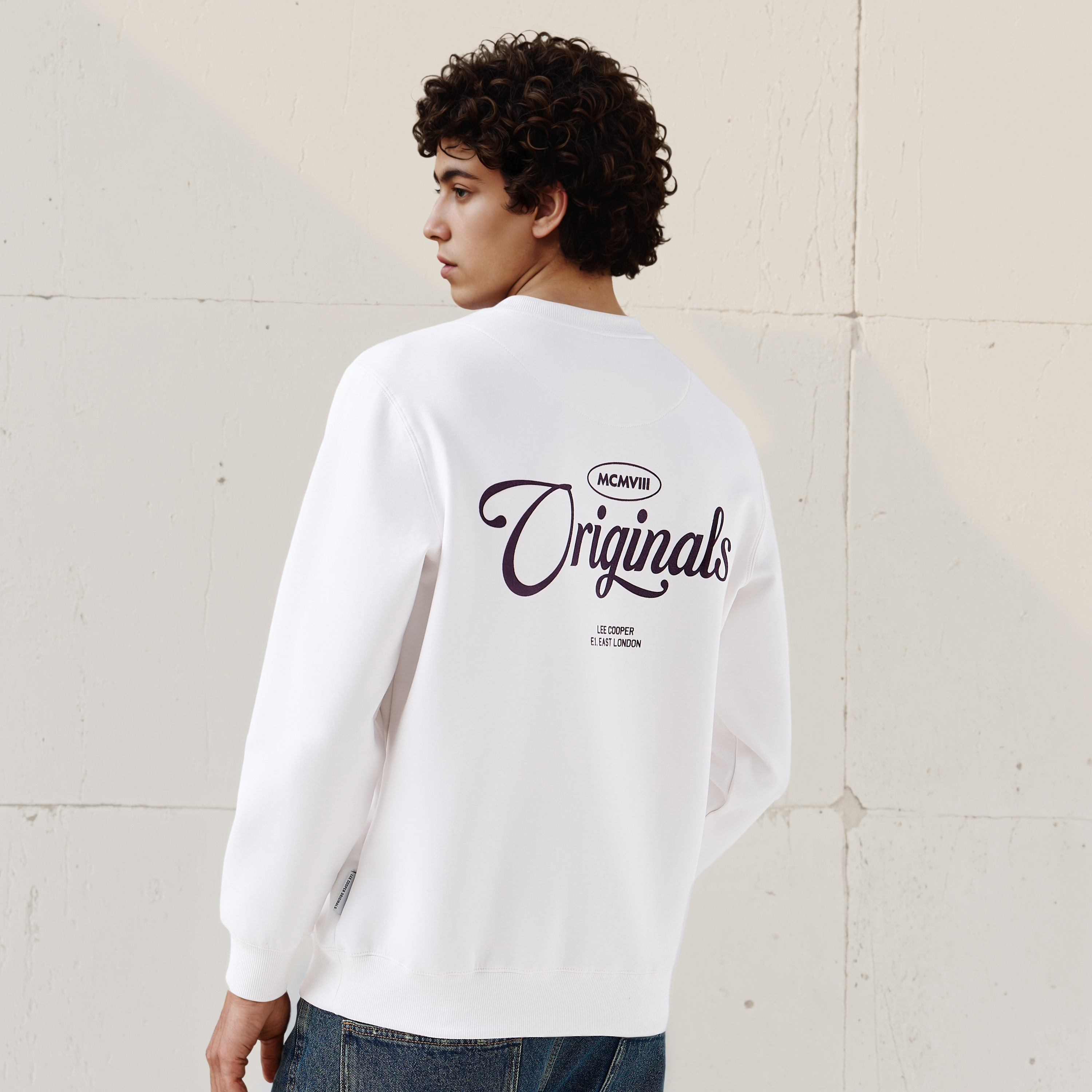 Lee Cooper Men Regular Fit Logo Print Cotton Sweatshirt-men-winterwear-hoodiesandsweatshirts-image-1