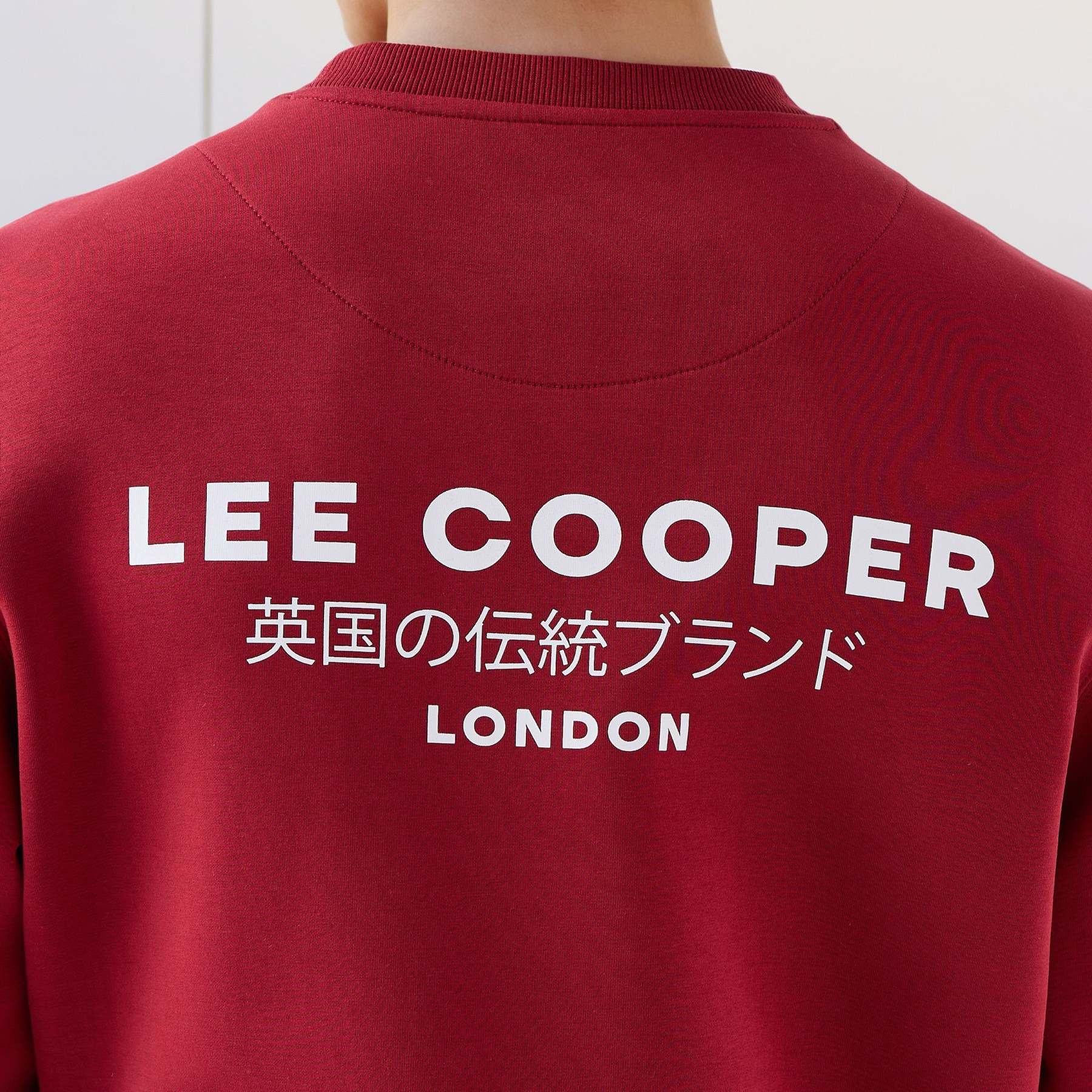 Lee Cooper Men Regular Fit Logo Print Cotton Sweatshirt-men-winterwear-hoodiesandsweatshirts-image-5
