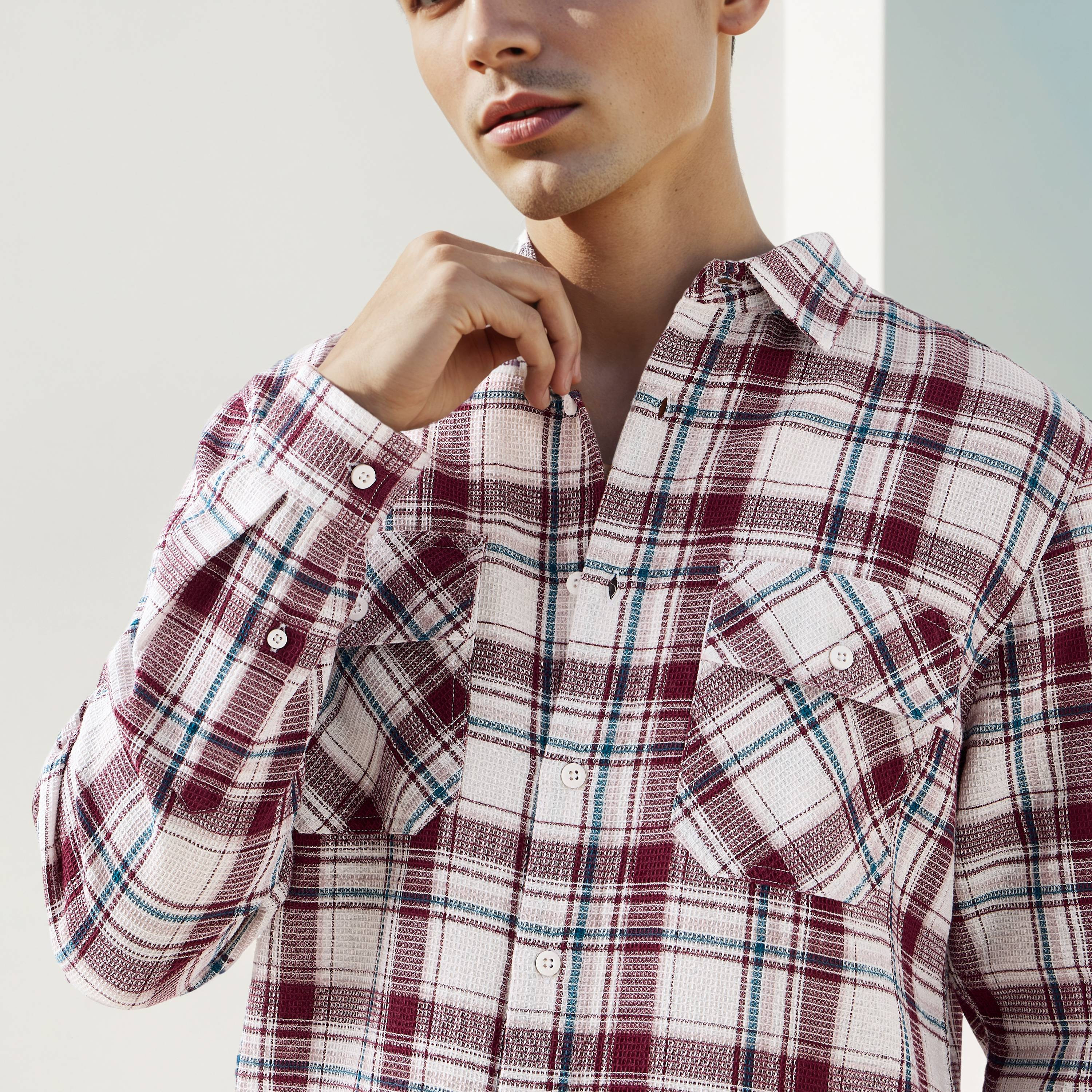 قميص كاروهات بقصّة عادية من لي كوبر-men-clothing-shirts-image-4