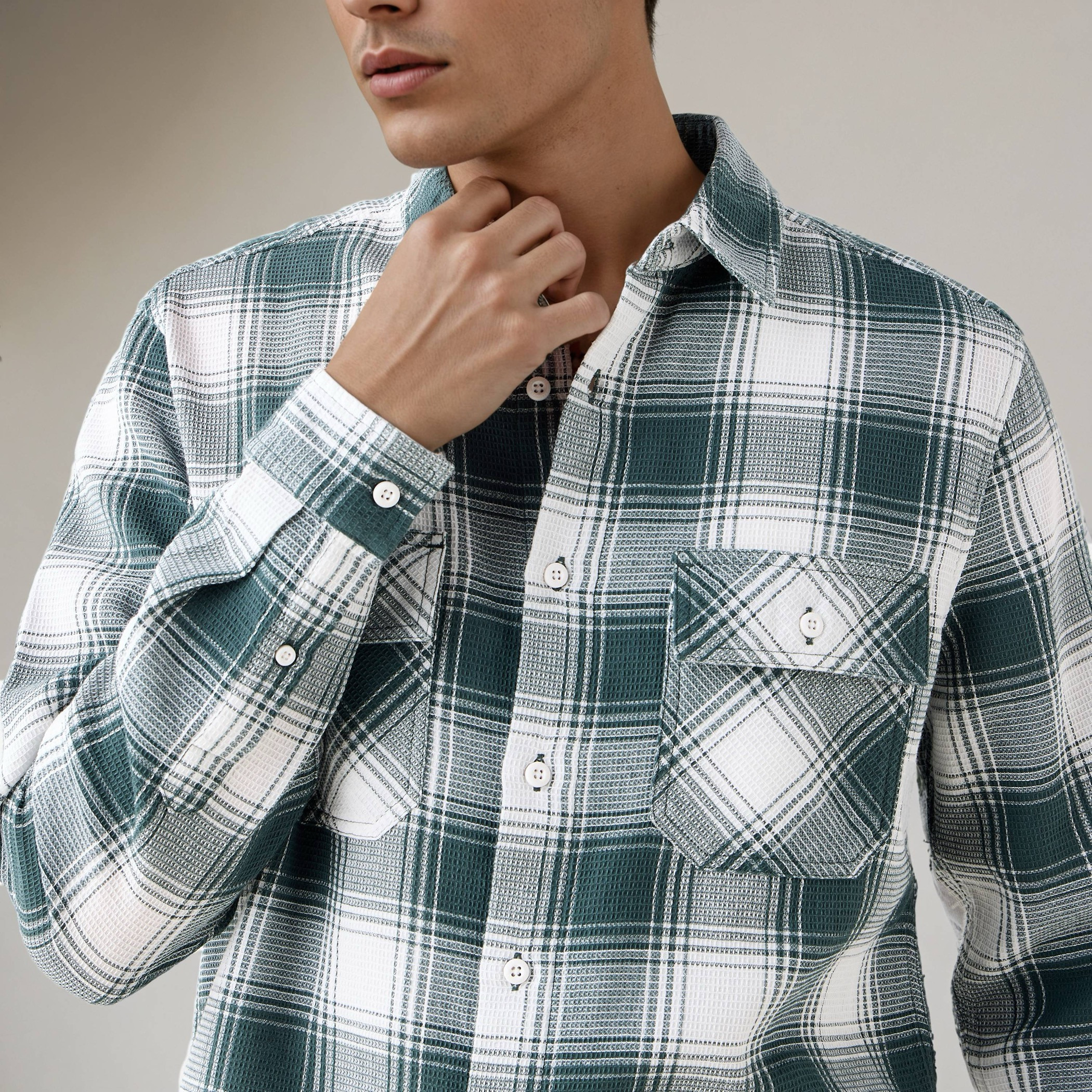 قميص كاروهات بقصّة عادية من لي كوبر-men-clothing-shirts-image-4