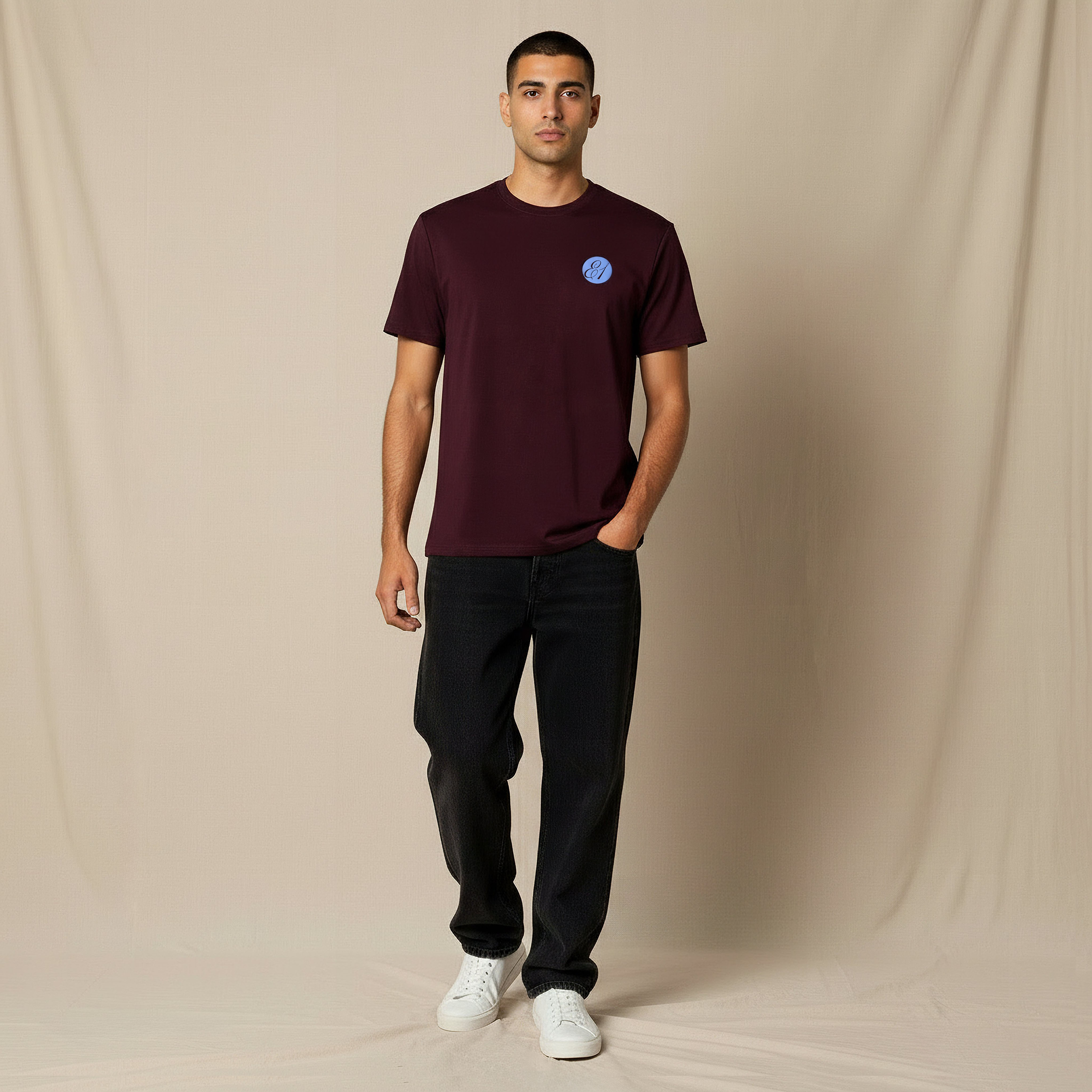تيشيرت بقصّة عادية وياقة ضيقة وأكمام قصيرة وطبعات شعار للرجال من لي كوبر-men-clothing-tshirtsandpolos-tshirts-image-2