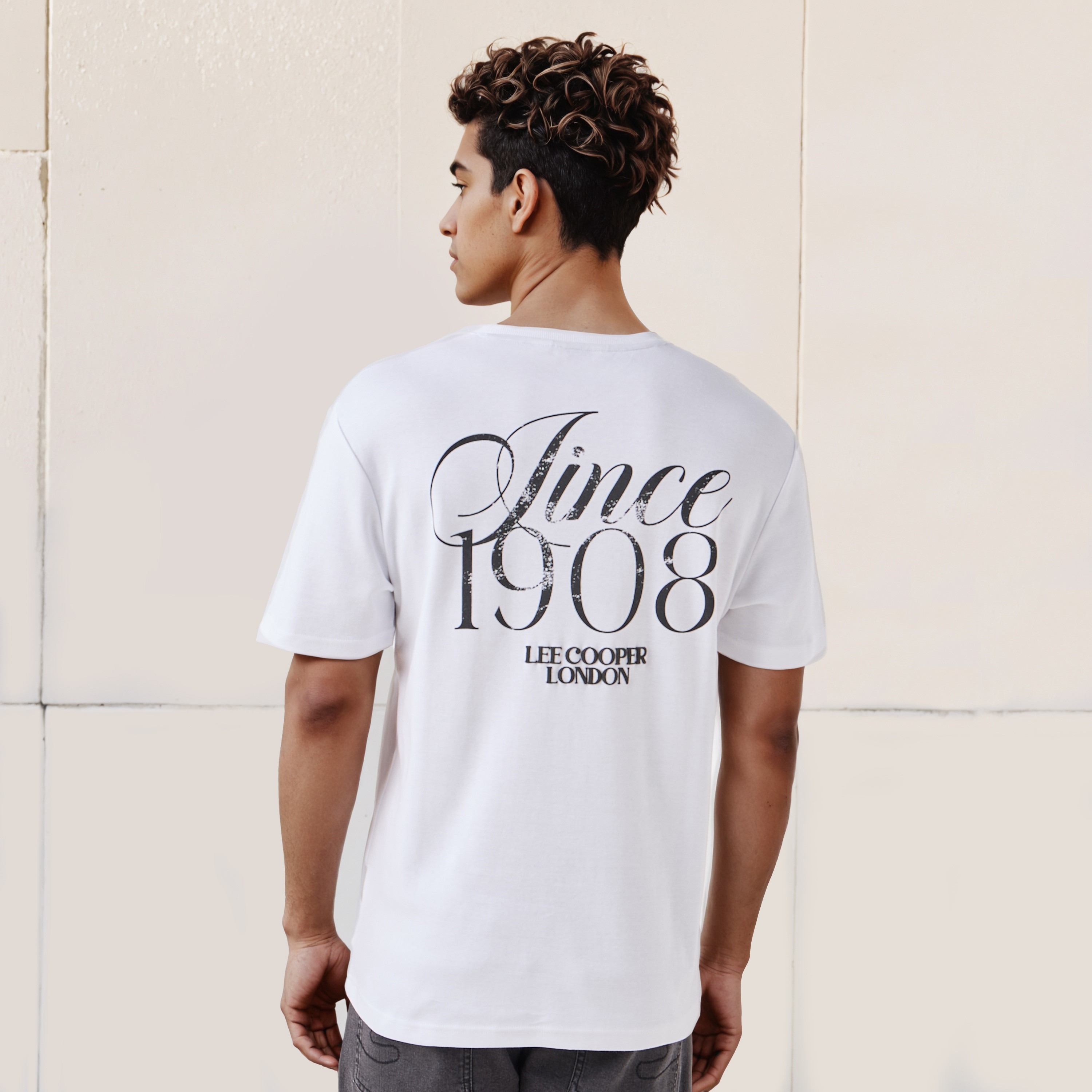 Lee Cooper Men Regular Fit Crew Neck Short Sleeves Logo Print T-shirt-men-clothing-tshirtsandpolos-tshirts-image-1