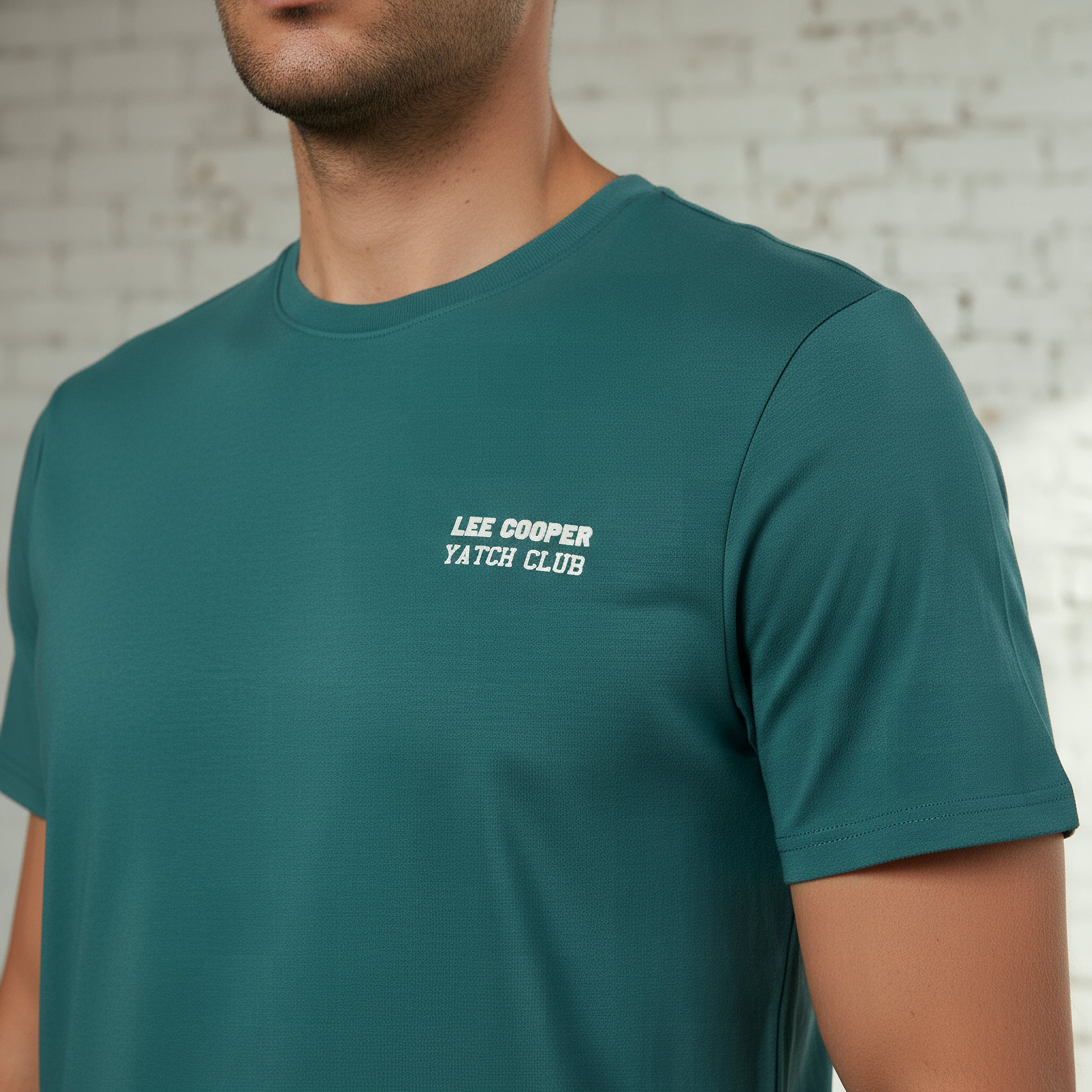تيشيرت بطبعات جرافيك وقصة عادية وياقة ضيقة وأكمام قصيرة للرجال من لي كوبر-men-clothing-tshirtsandpolos-tshirts-image-4