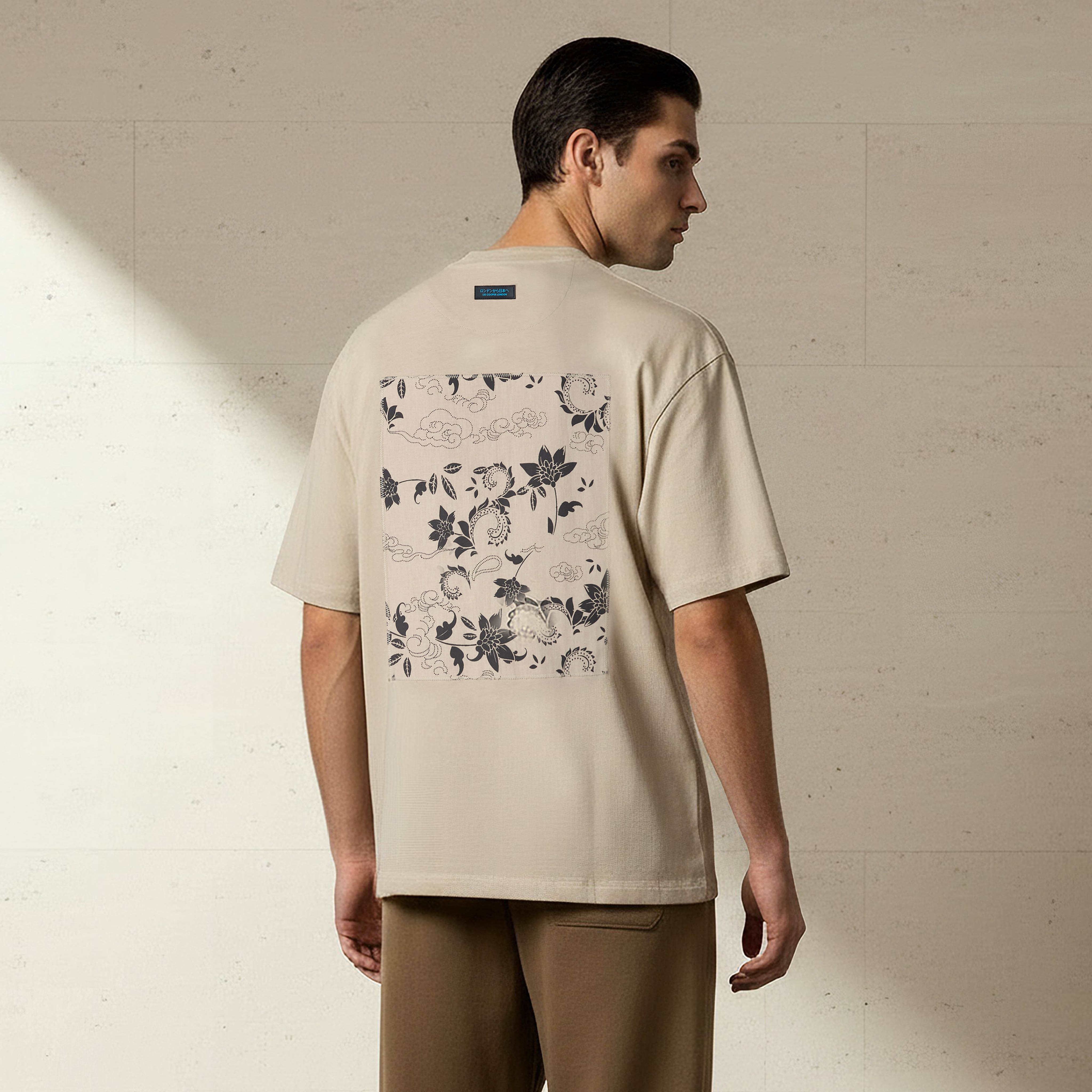 Lee Cooper Men Relaxed Fit Crew Neck Short Sleeves Graphic T-shirt-men-clothing-tshirtsandpolos-tshirts-image-3