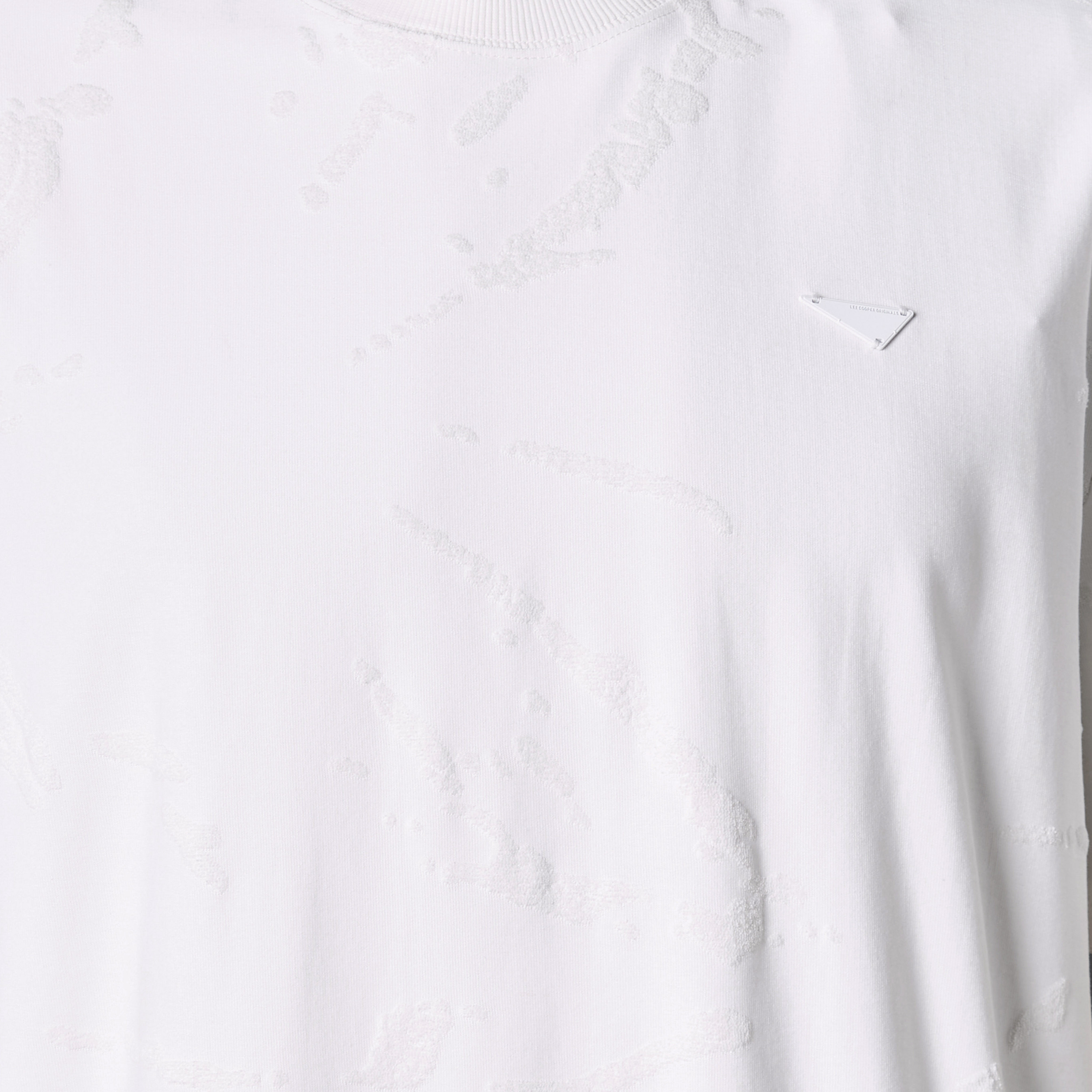 Lee Cooper Men Regular Fit Crew Neck Short Sleeves Jacquard T-shirt-men-clothing-tshirtsandpolos-tshirts-image-2