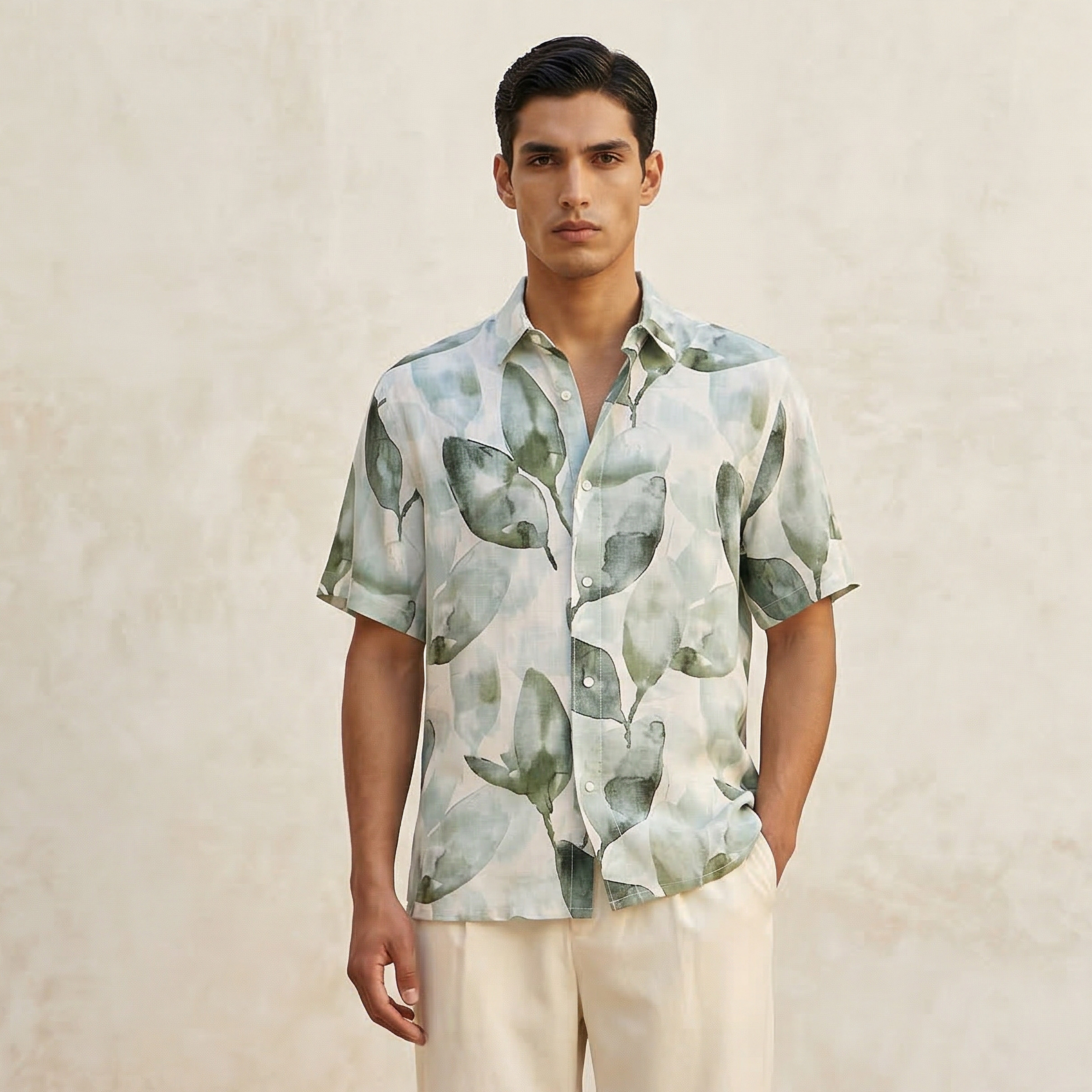 قميص بطبعات أوراق شجر وياقة وقصة عادية وأكمام قصيرة للرجال من لي كوبر-men-clothing-shirts-image-1