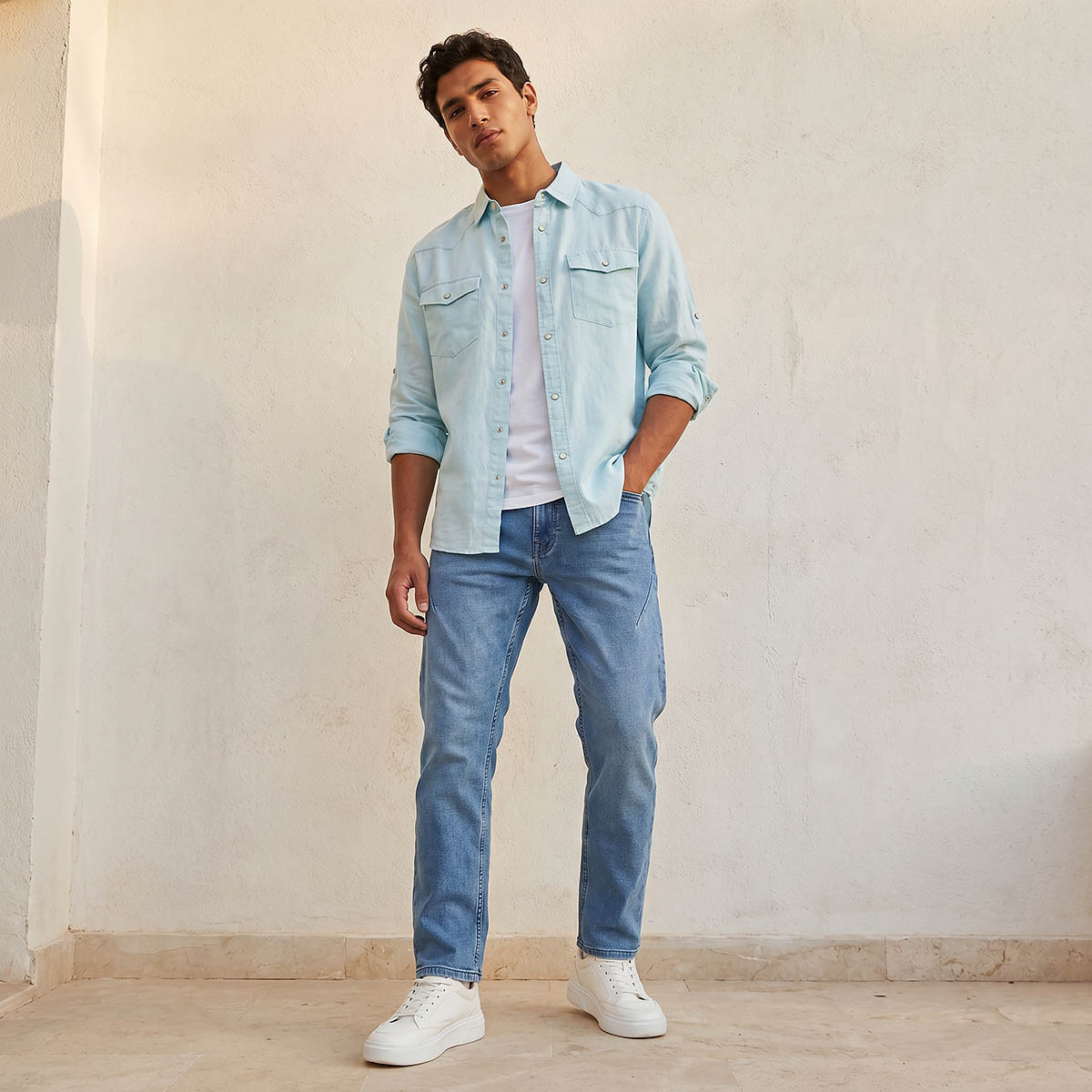 قميص كتان بقصّة عادية وياقة عادية وأكمام طويلة للرجال من لي كوبر-men-clothing-shirts-image-3