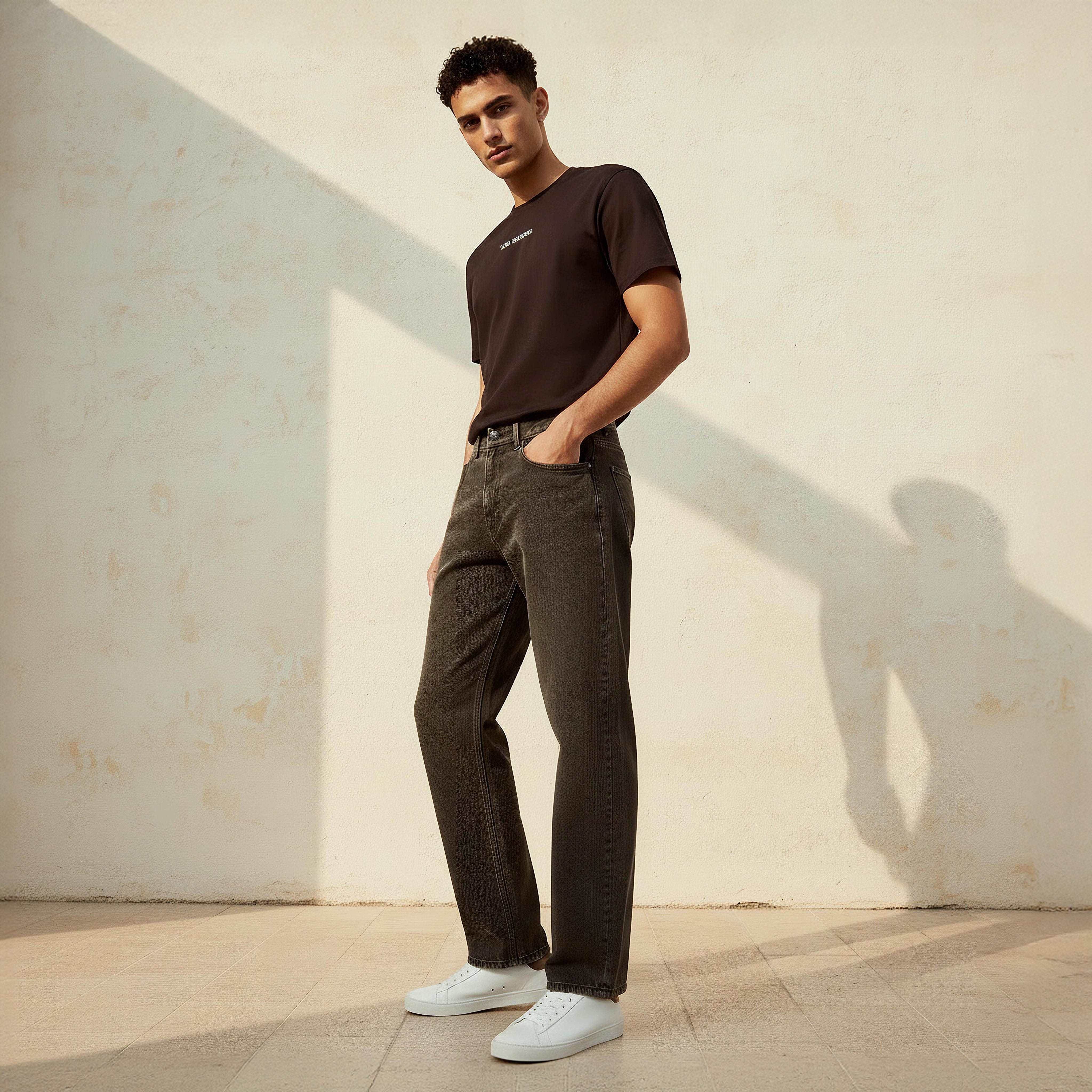 بنطلون جينز مستقيم بخصر متوسط الارتفاع للرجال من لي كوبر-men-clothing-bottoms-jeans-image-3