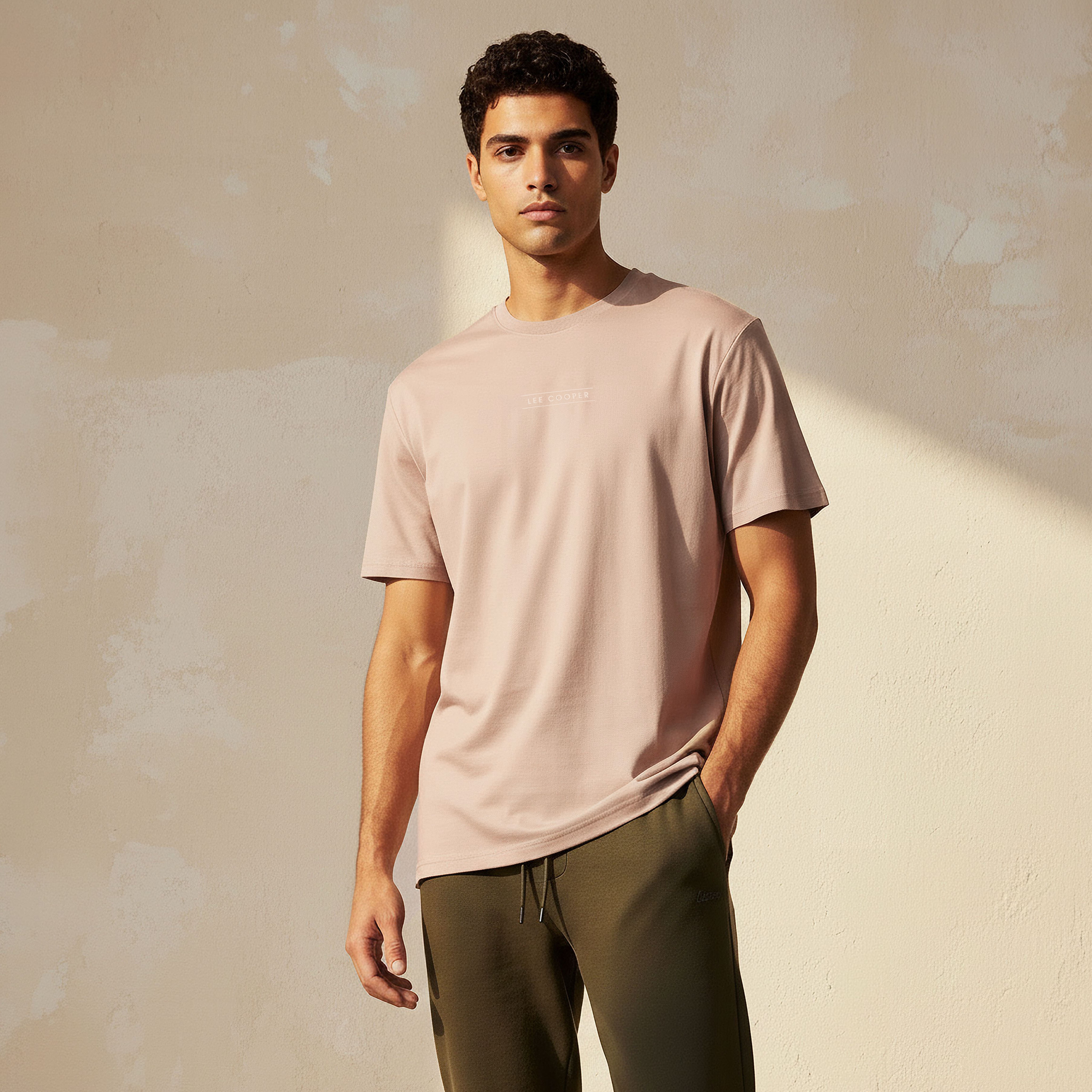 تيشيرت بقصة عادية وياقة ضيقة وأكمام قصيرة وطبعات شعار للرجال من لي كوبر-men-clothing-tshirtsandpolos-tshirts-image-3