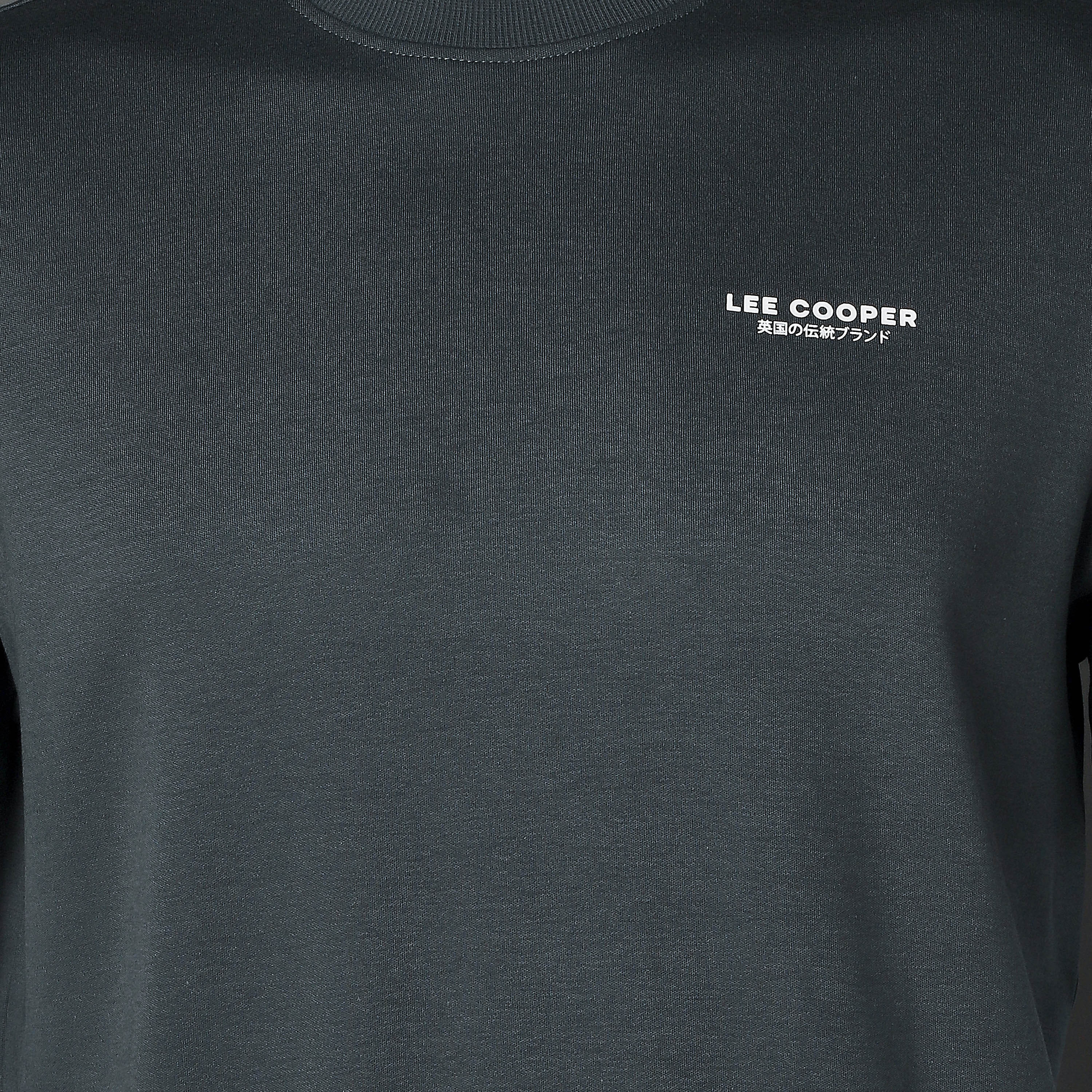تيشيرت بقصة عادية وياقة ضيقة وأكمام قصيرة وطبعات شعار للرجال من لي كوبر-men-clothing-tshirtsandpolos-tshirts-image-2