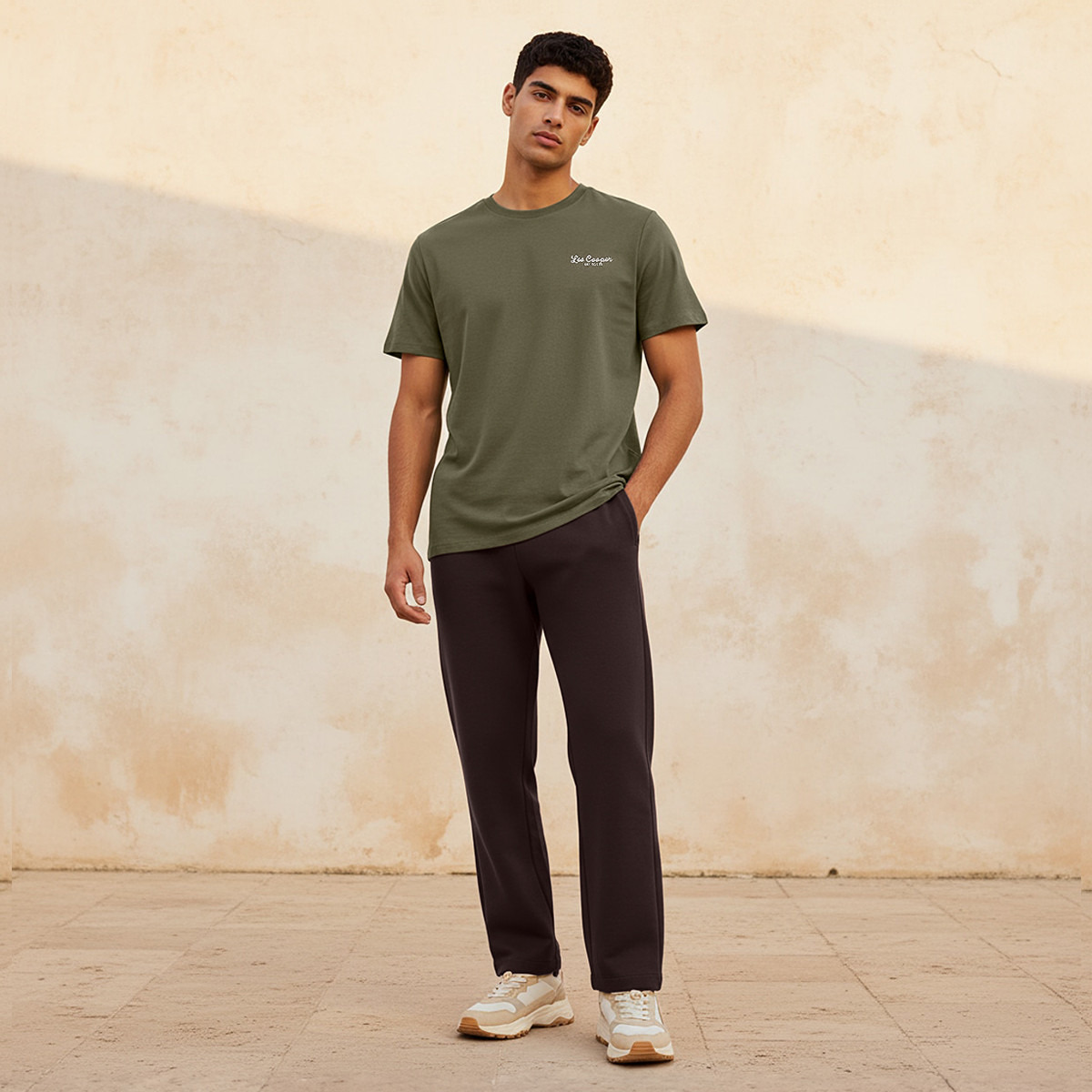 Lee Cooper Men Regular Fit Crew Neck Short Sleeve Logo Print T-shirt-men-clothing-tshirtsandpolos-tshirts-image-3