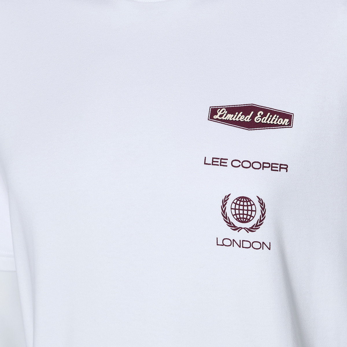 Lee Cooper Men Regular Fit Crew Neck Short Sleeve Logo Print T-shirt-men-clothing-tshirtsandpolos-tshirts-image-2