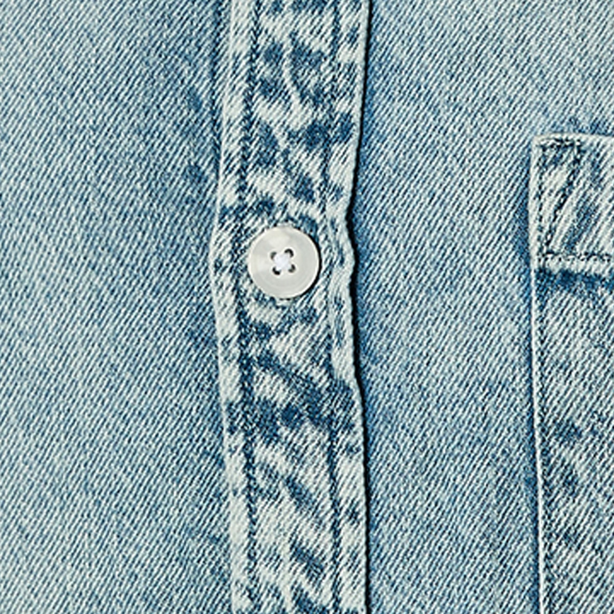 قميص دينم بقصة عادية وياقة من لي كوبر-men-clothing-shirts-image-3