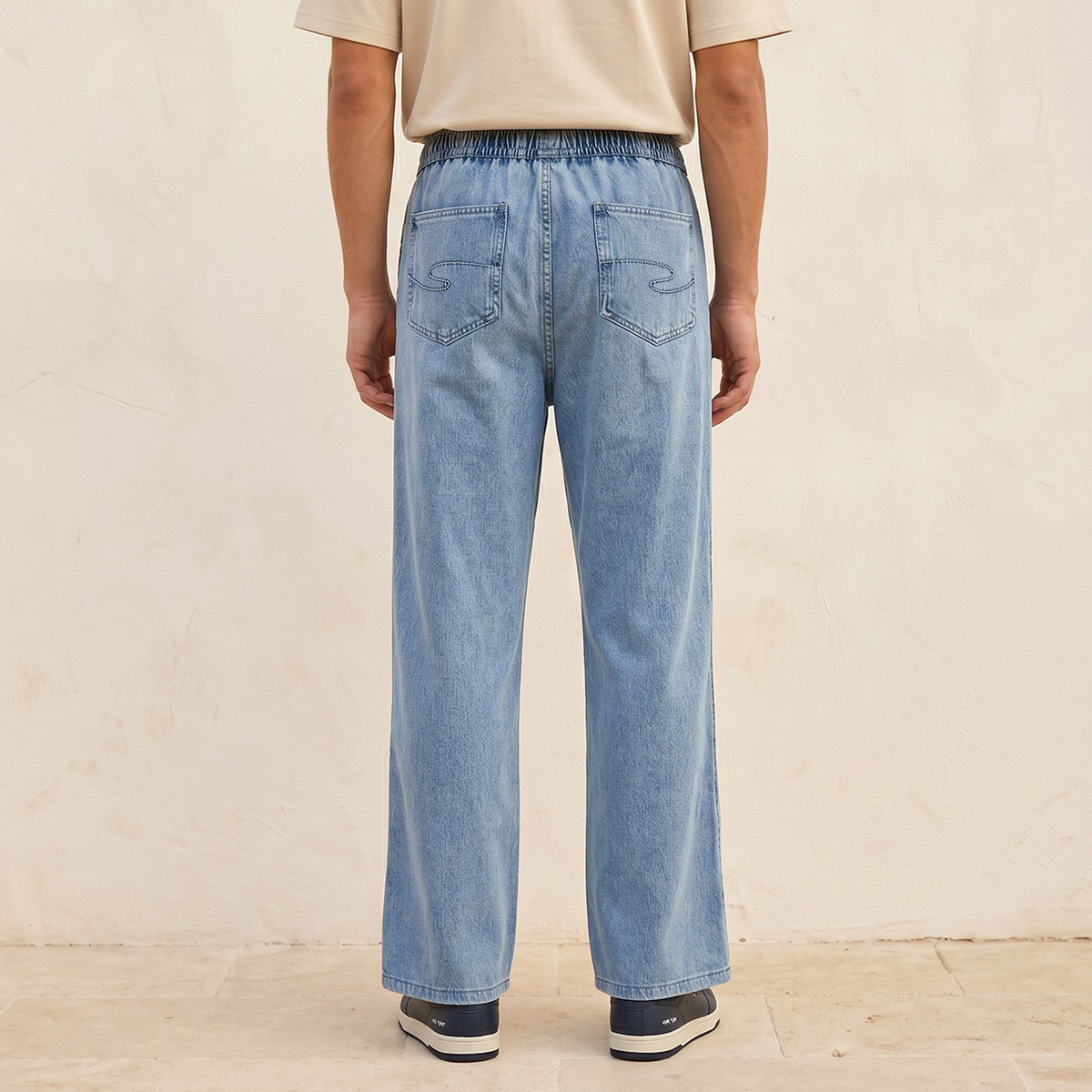 بنطلون جينز برباط خصر وقصة باجي من لي كوبر-men-clothing-jeans-image-4