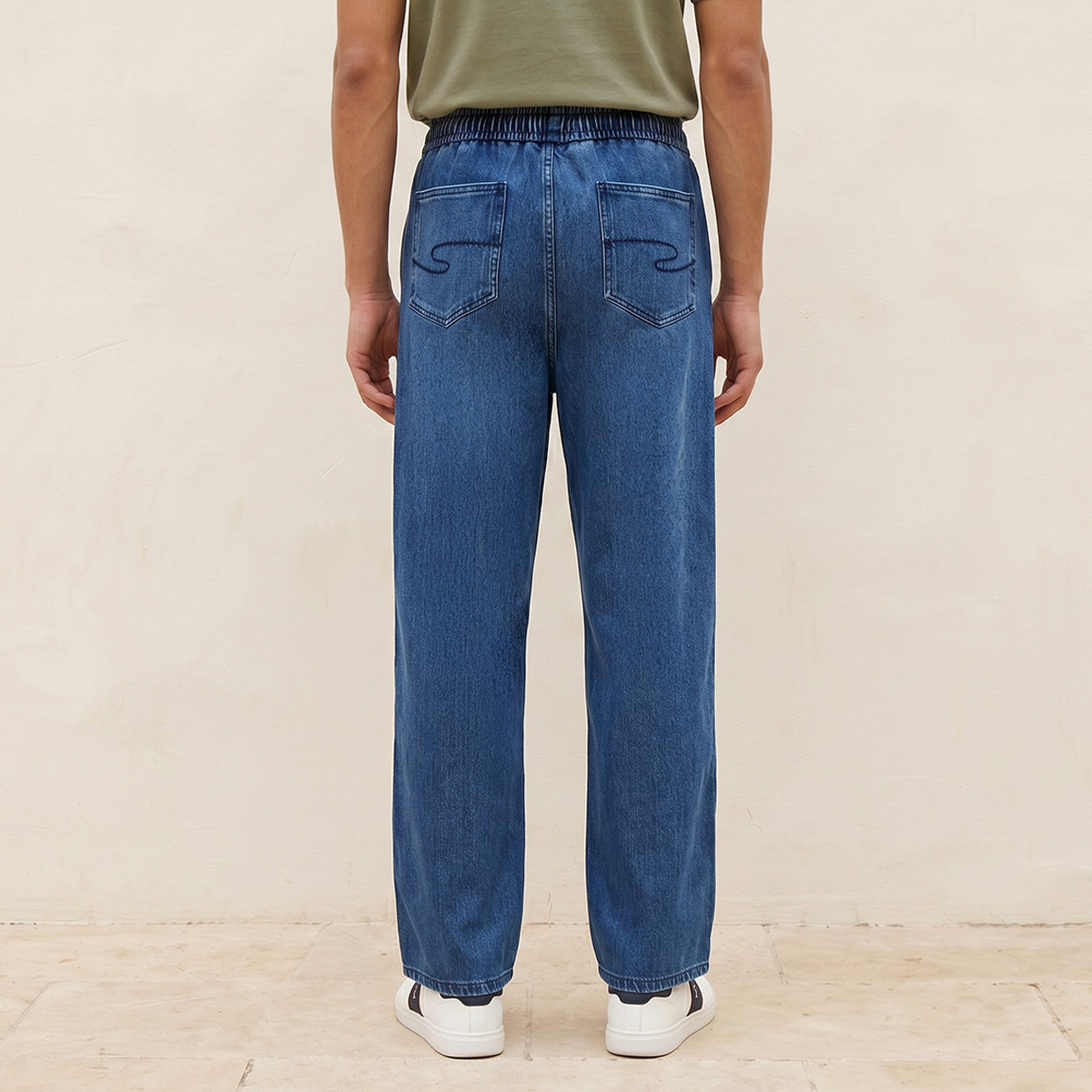 بنطلون جينز برباط خصر وقصة باجي من لي كوبر-men-clothing-jeans-image-4
