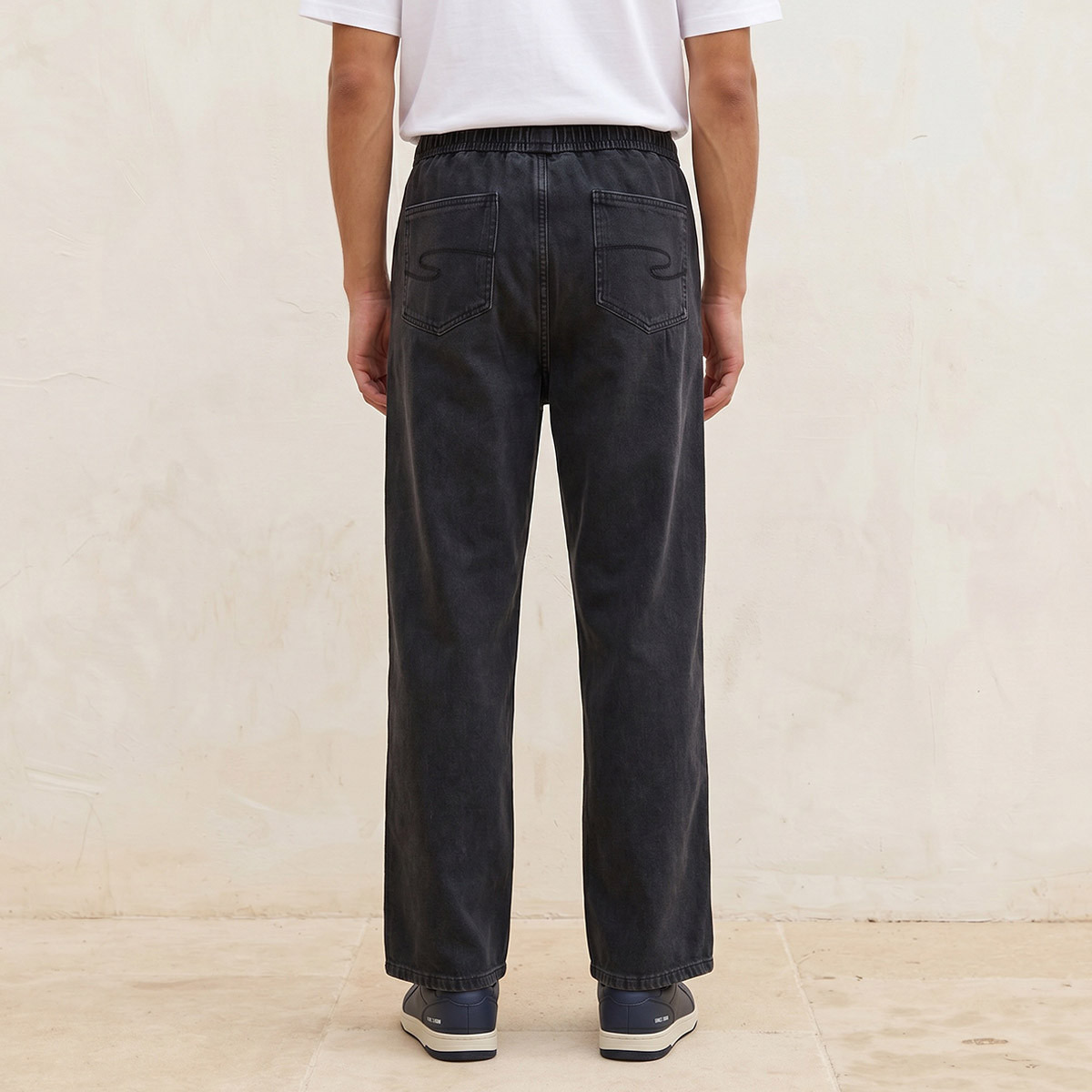 بنطلون جينز برباط خصر وقصة باجي من لي كوبر-men-clothing-jeans-image-4